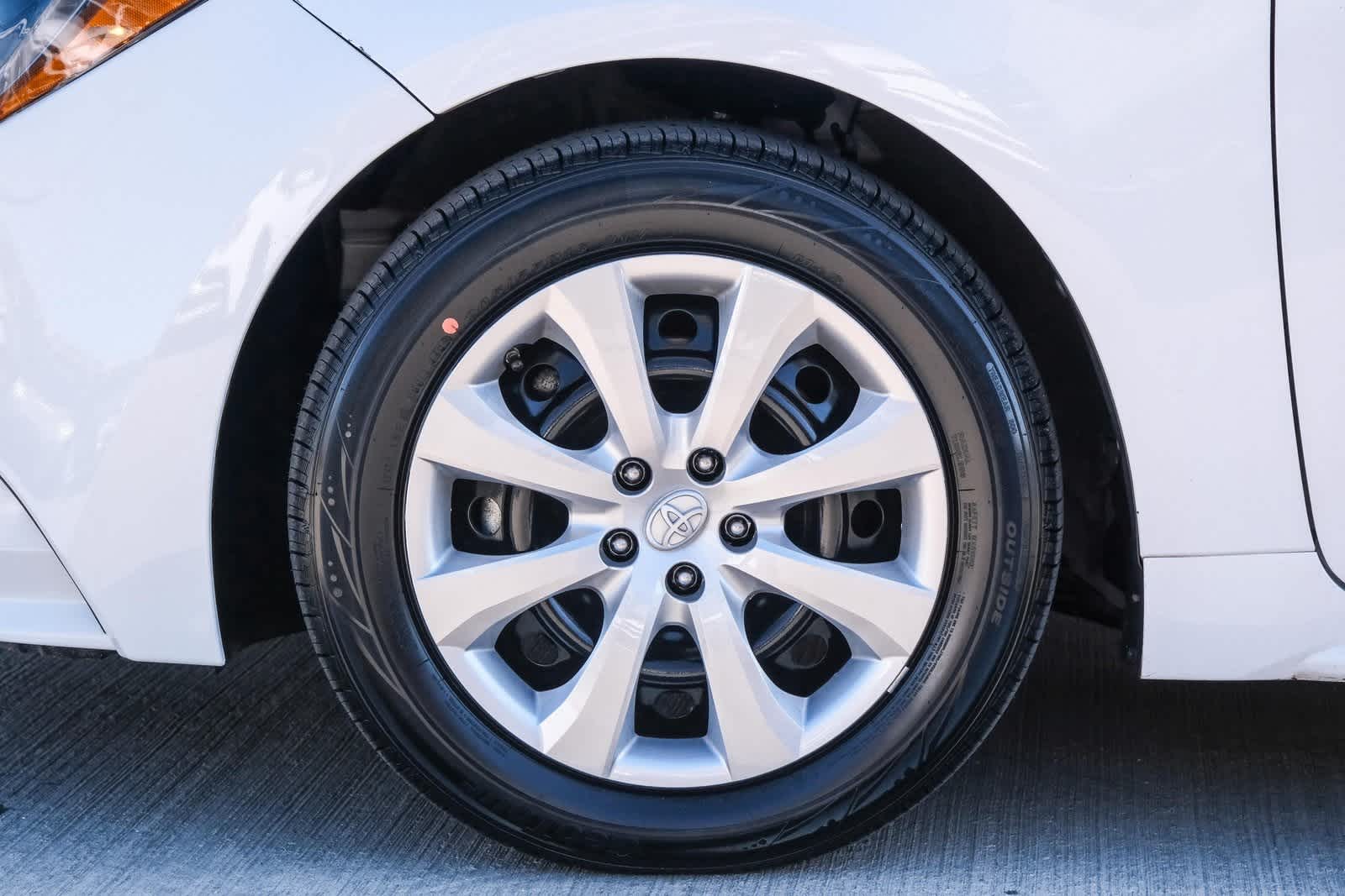 Thumbnail: 2021 Toyota Corolla - 10