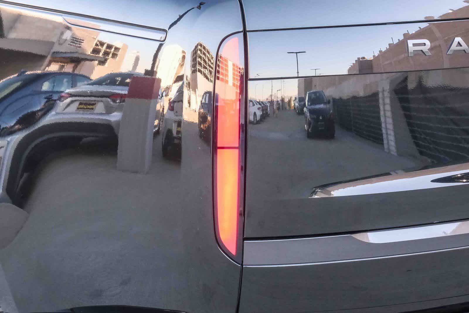 Thumbnail: 2024 Land Rover Range Rover - 6