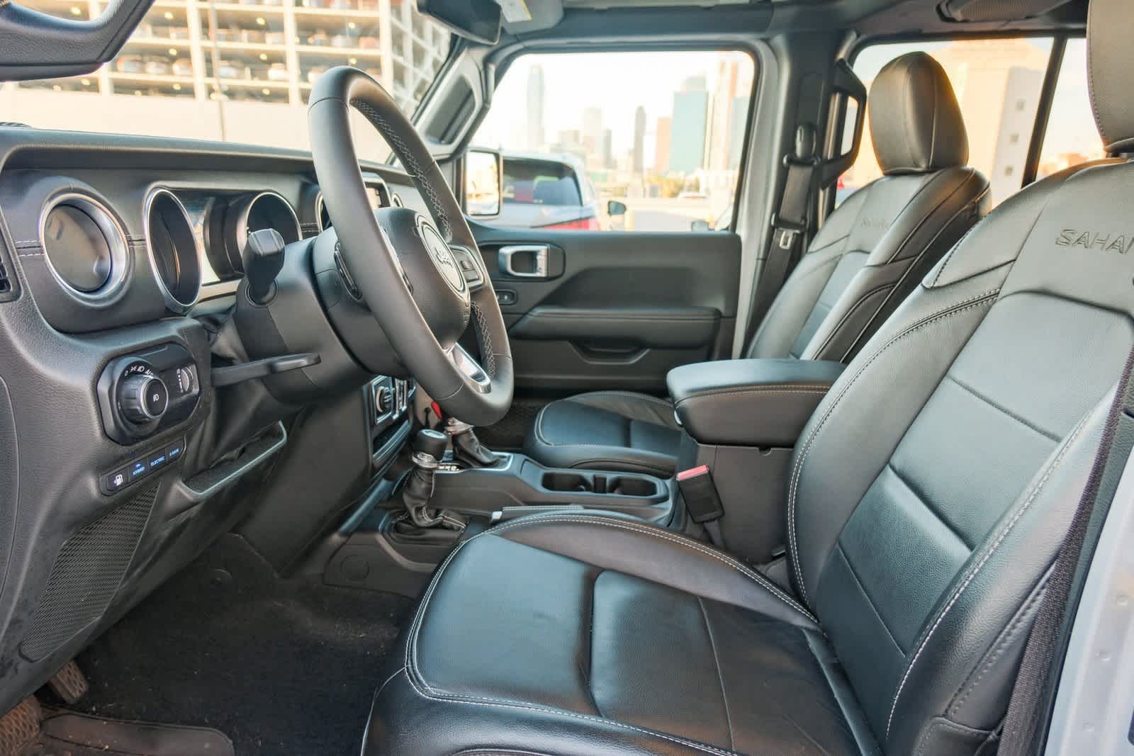 Thumbnail: 2023 Jeep Wrangler - 20
