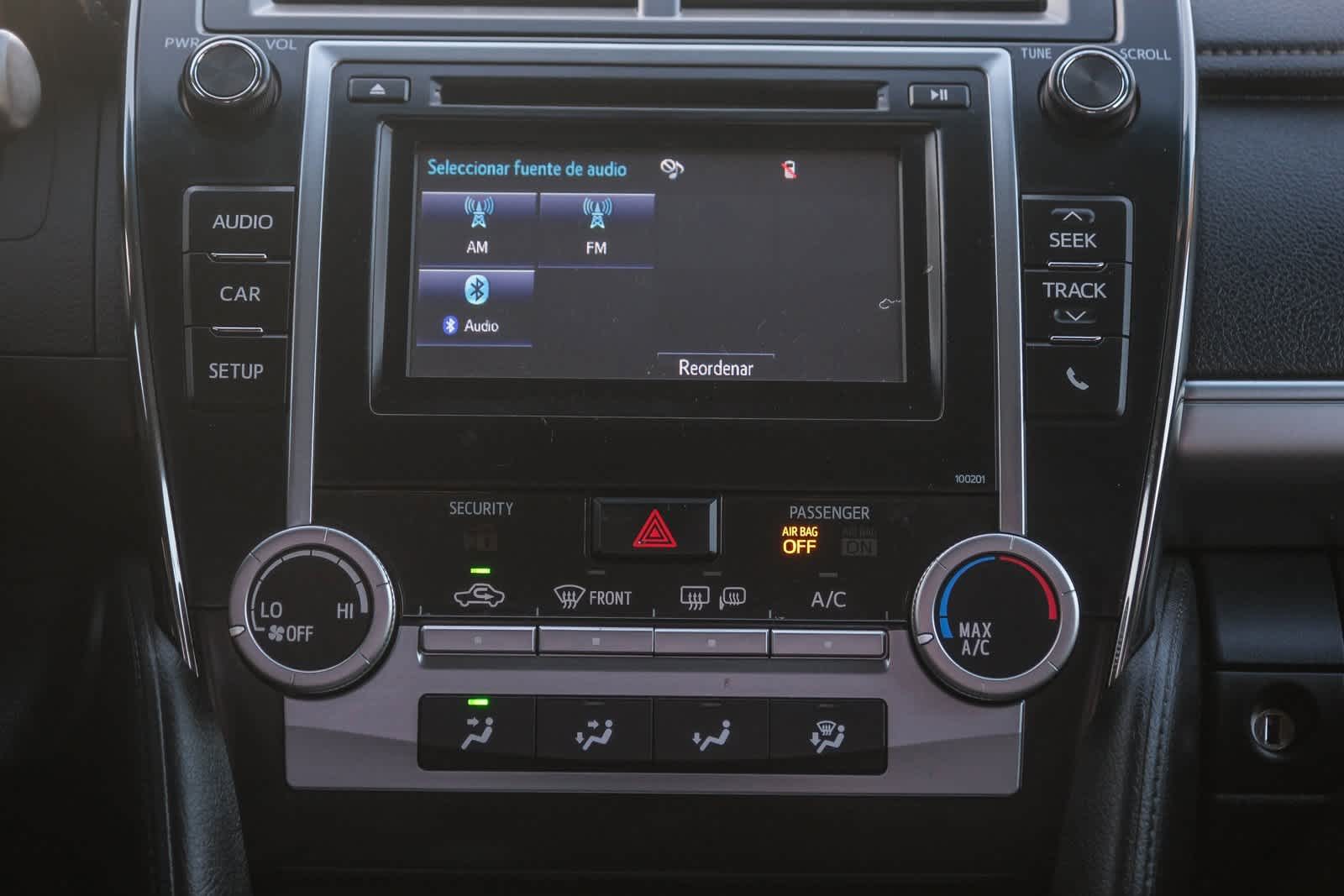 Thumbnail: 2014 Toyota Camry - 14