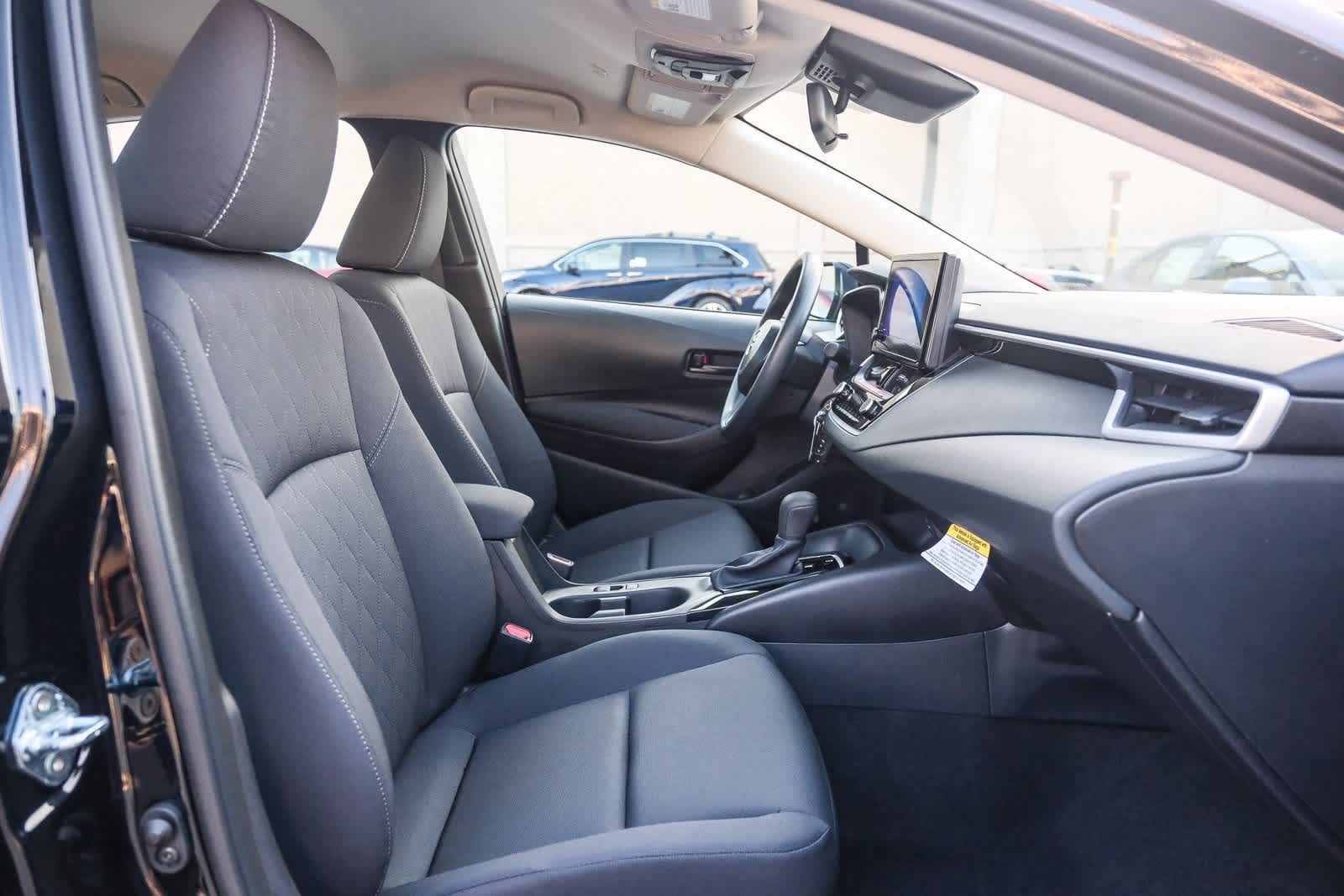 Thumbnail: 2025 Toyota Corolla - 18