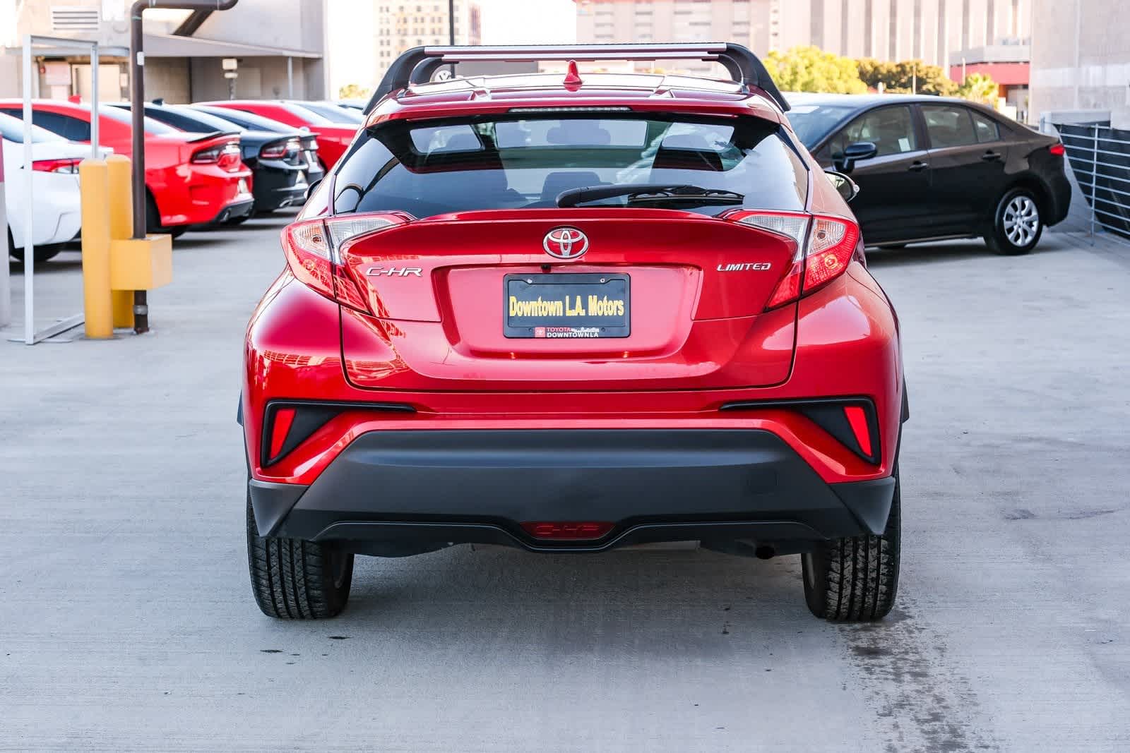 Thumbnail: 2022 Toyota C-HR - 5