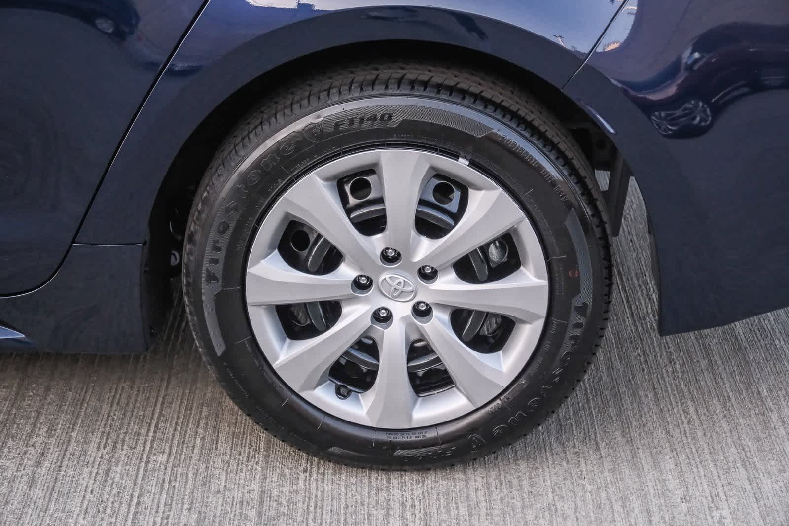 Thumbnail: 2025 Toyota Corolla - 9