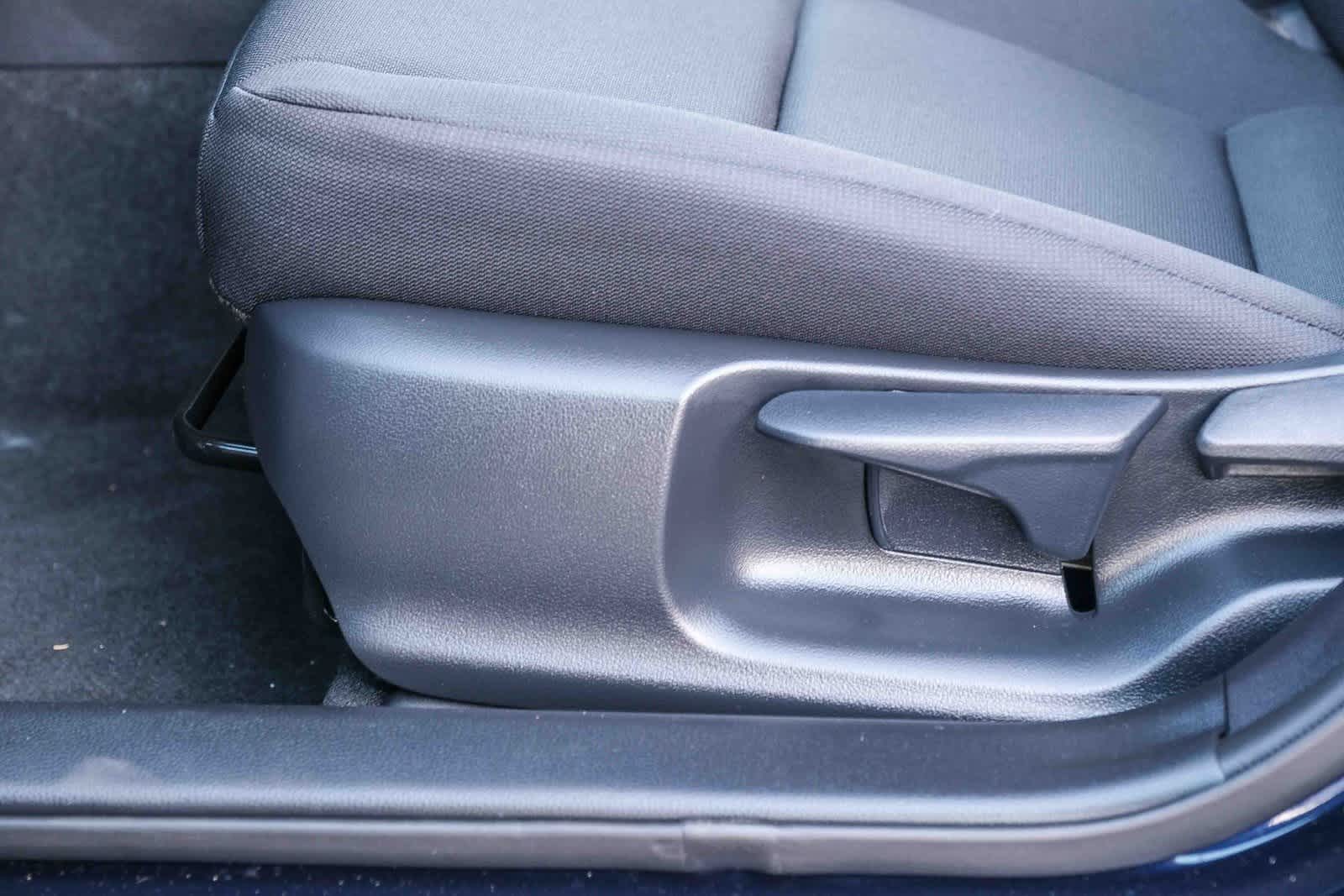 Thumbnail: 2025 Toyota Corolla - 21