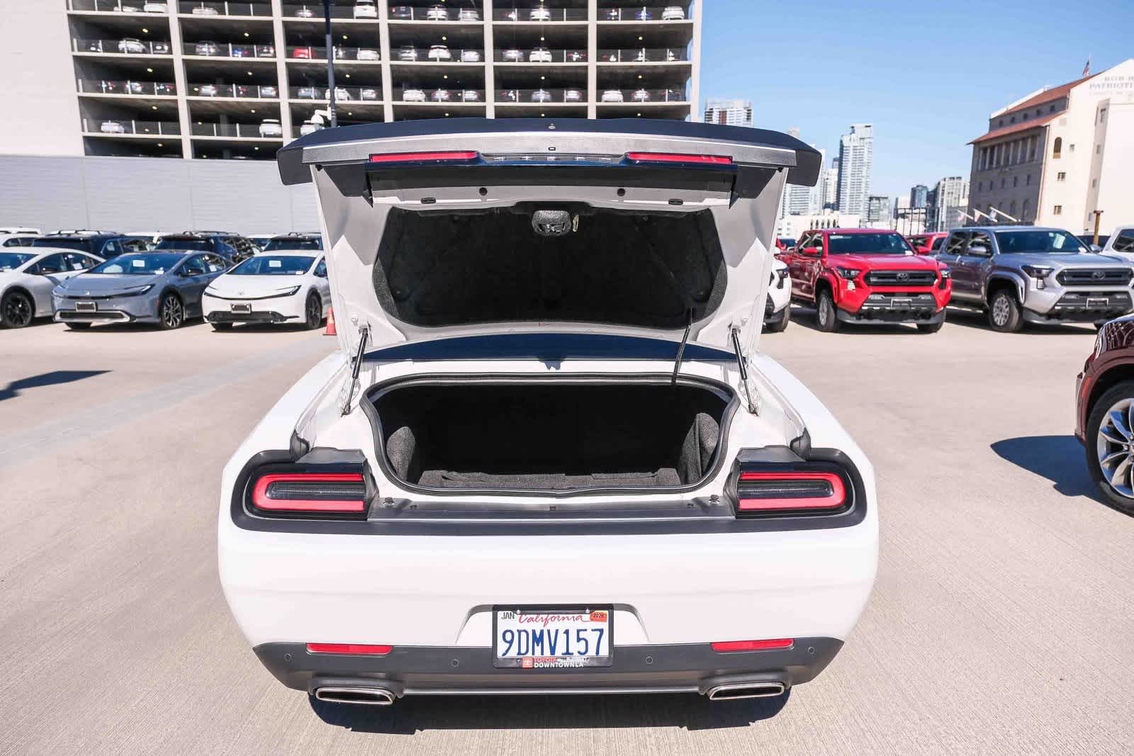 Thumbnail: 2019 Dodge Challenger - 24