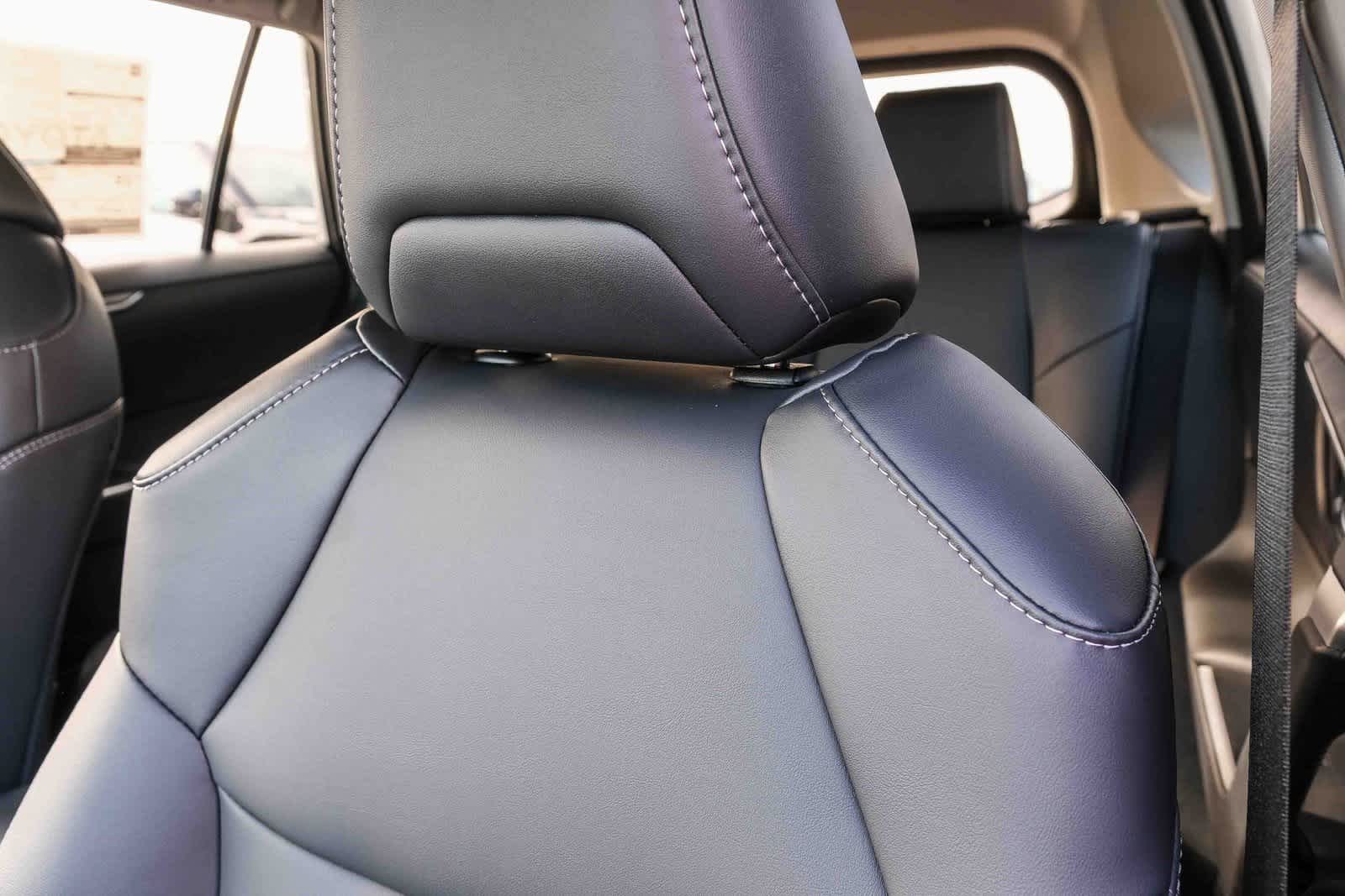 Thumbnail: 2025 Toyota RAV4 - 22