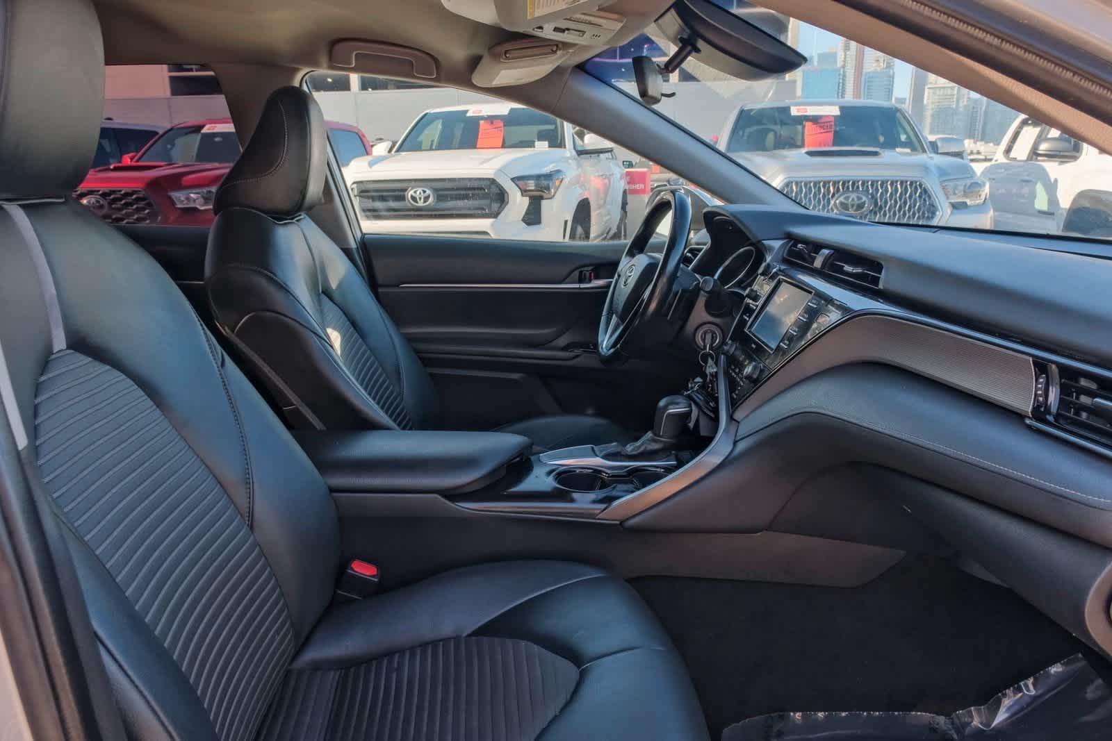Thumbnail: 2020 Toyota Camry - 15