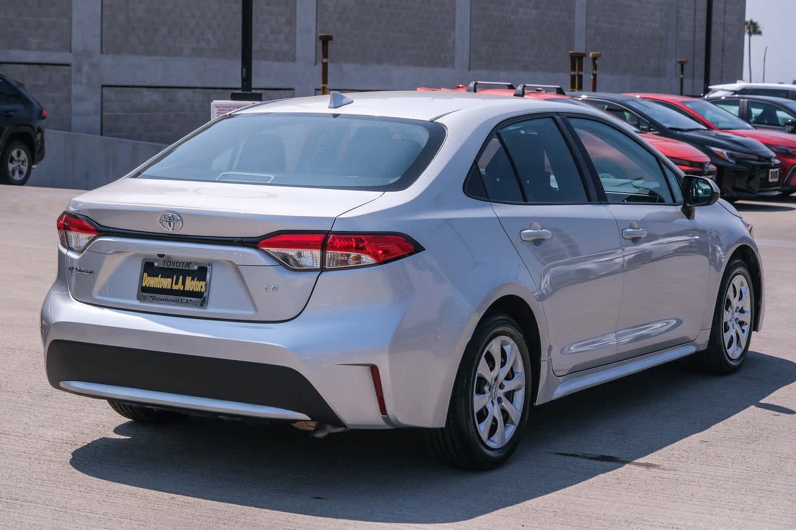 Thumbnail: 2022 Toyota Corolla - 4