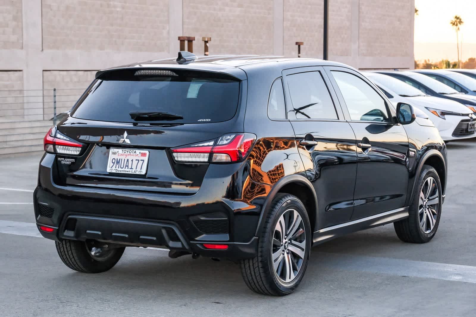 Thumbnail: 2023 Mitsubishi Outlander Sport - 5