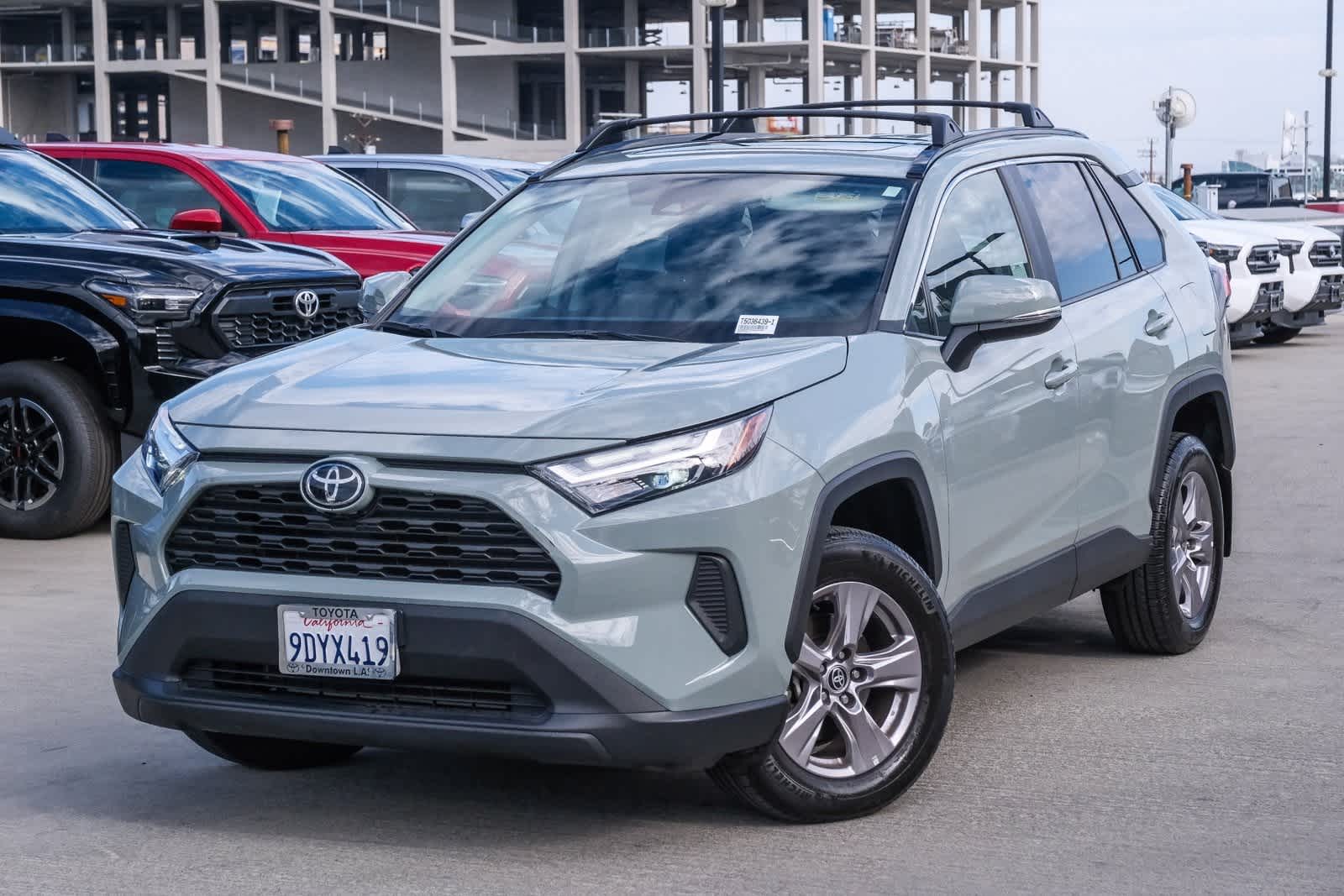 Thumbnail: 2022 Toyota RAV4 - 1