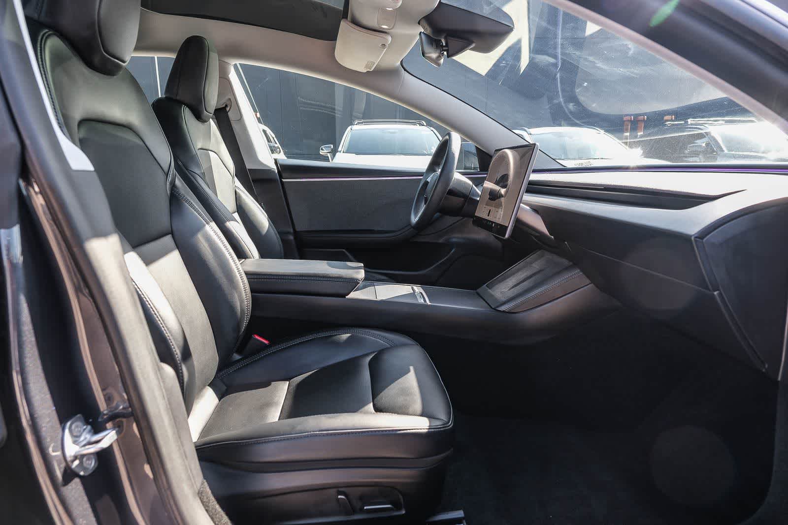 Thumbnail: 2025 Tesla Model 3 - 16