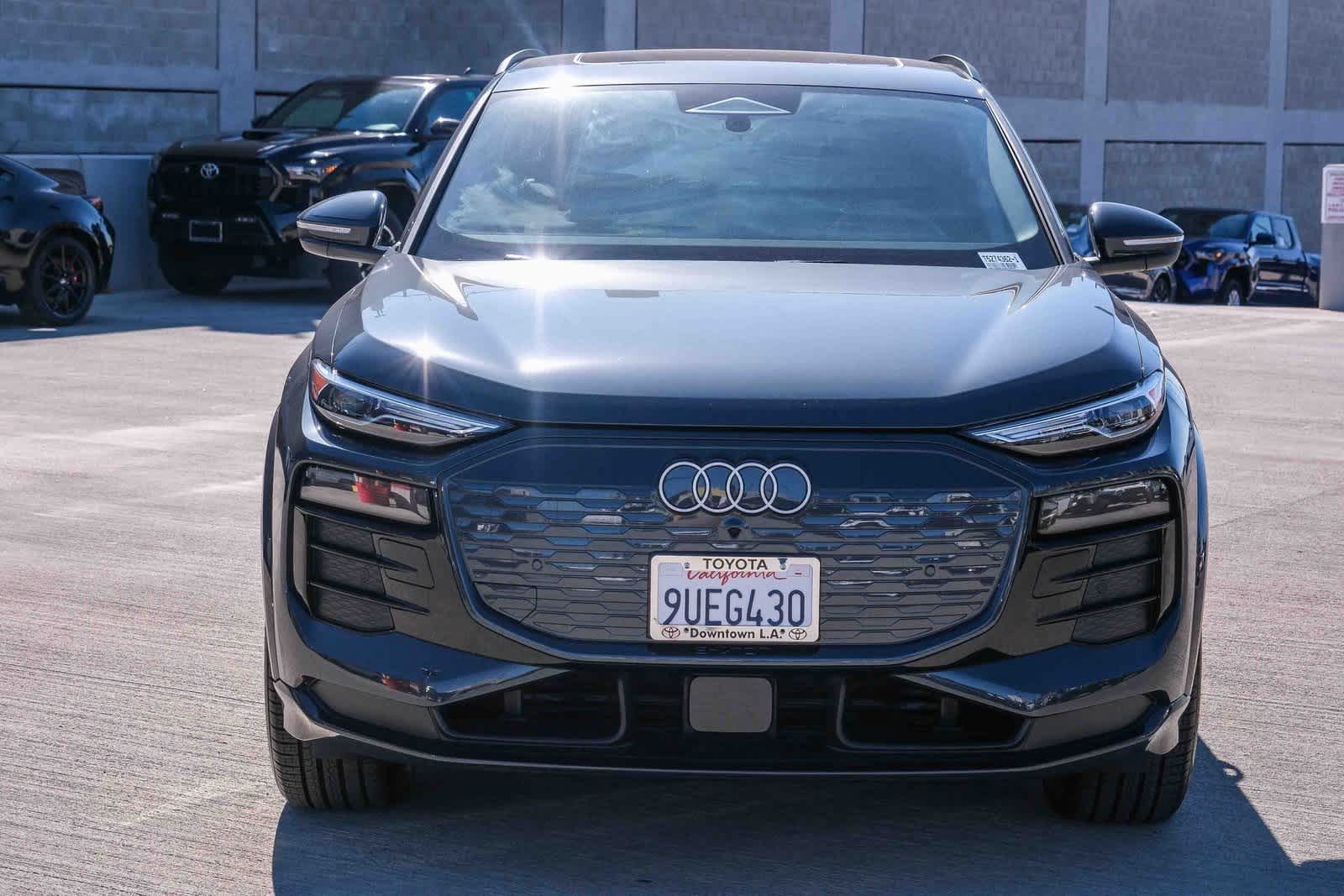 Thumbnail: 2025 Audi Q6 e-tron - 2