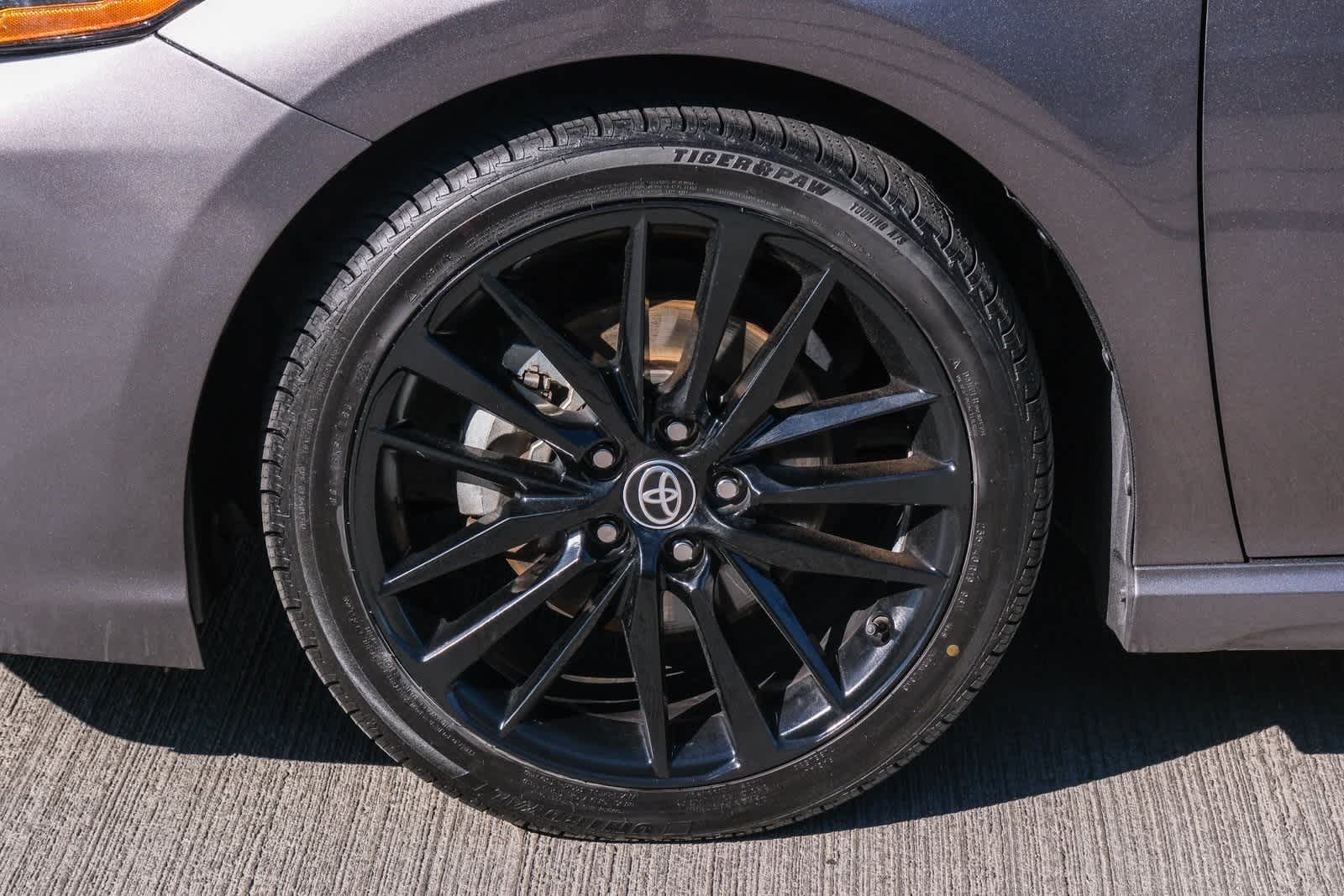 Thumbnail: 2023 Toyota Camry - 10