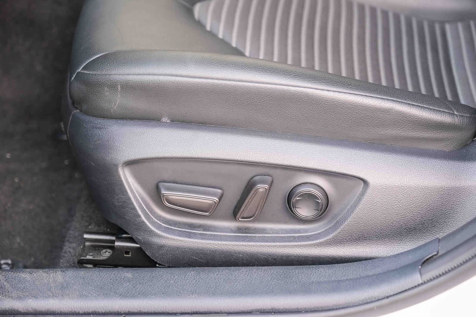 Thumbnail: 2024 Toyota Camry - 24