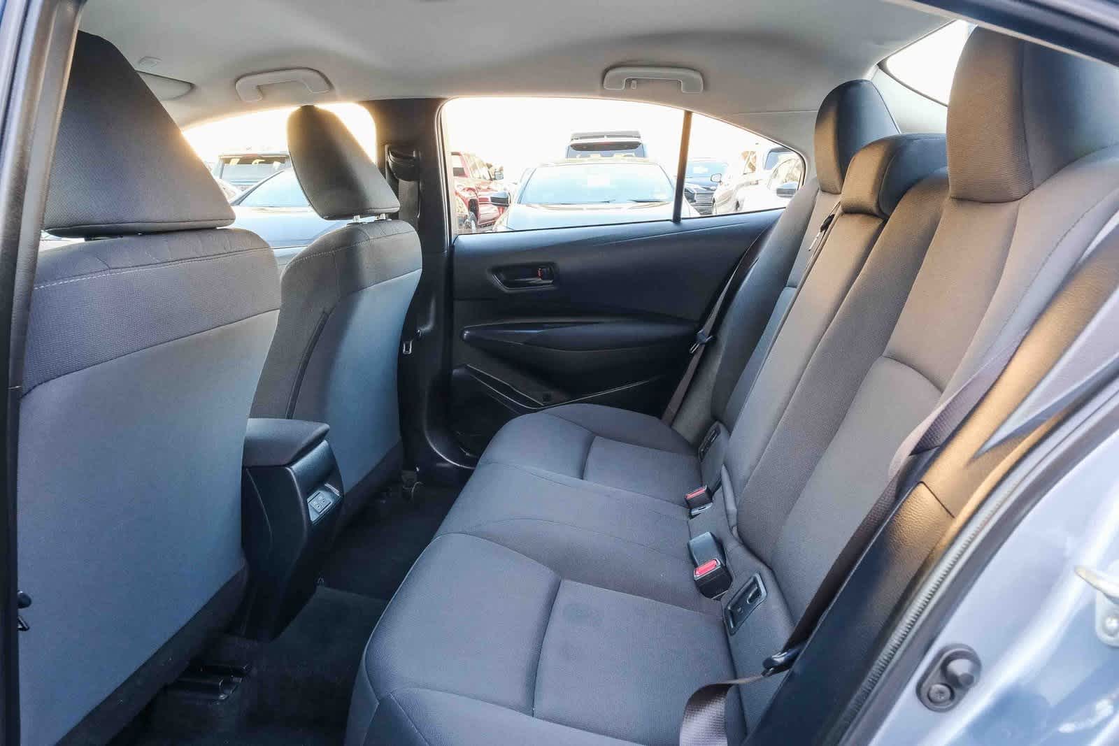 Thumbnail: 2023 Toyota Corolla - 18