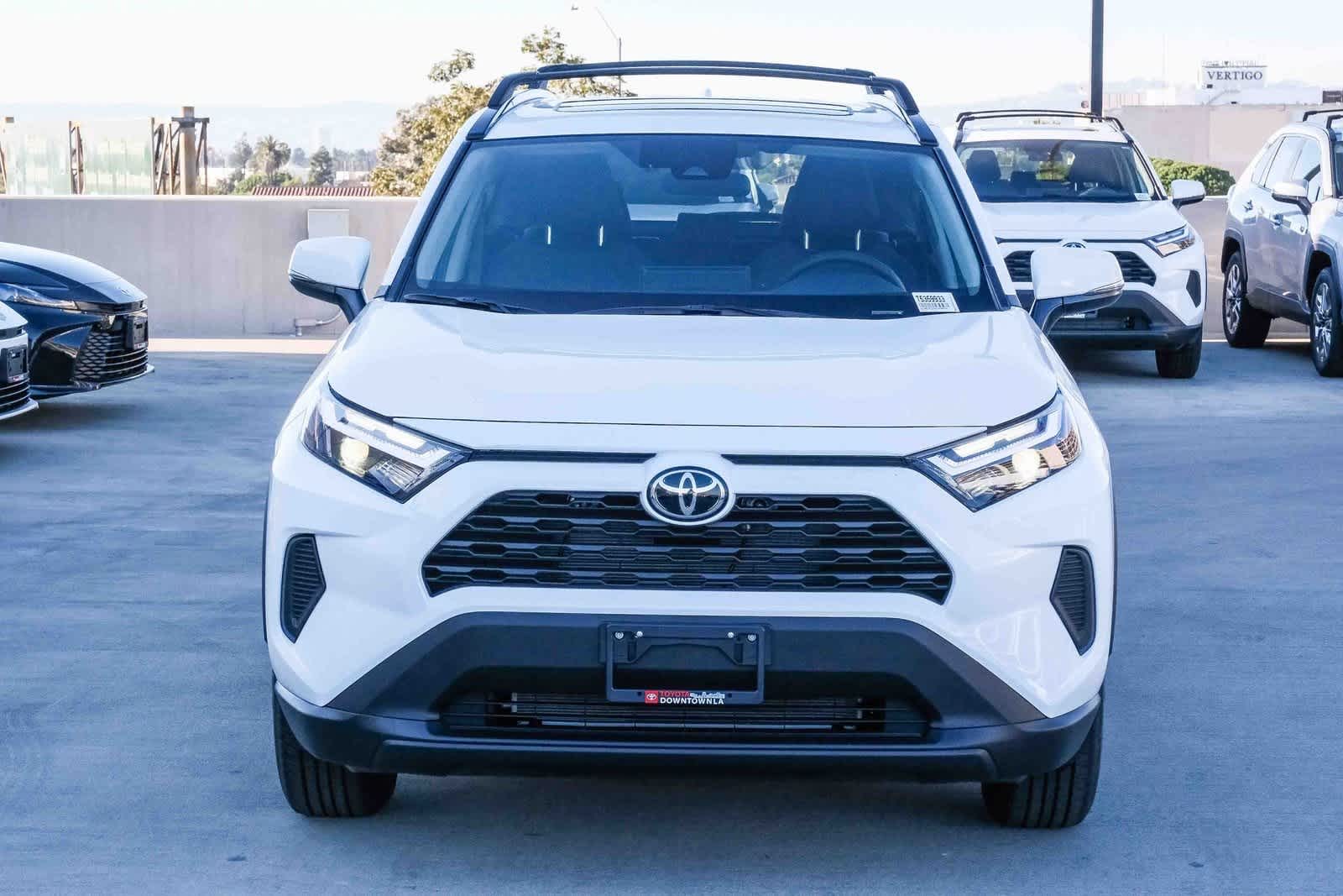 Thumbnail: 2025 Toyota RAV4 - 2