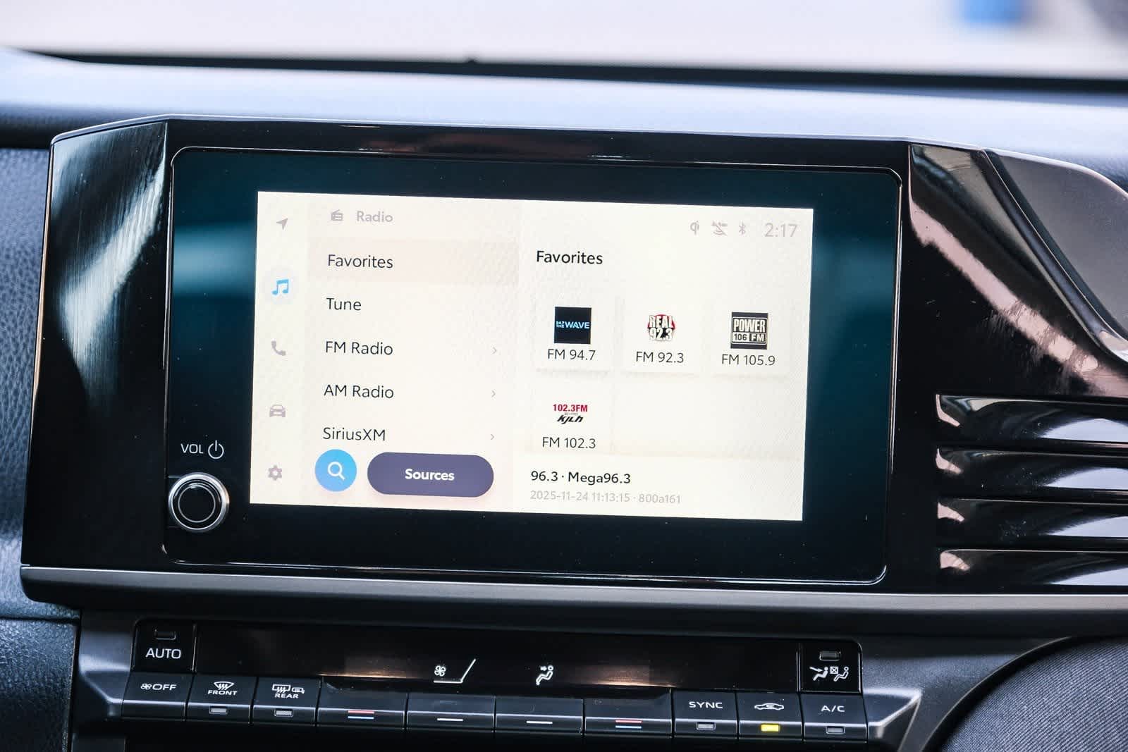 Thumbnail: 2025 Toyota Camry - 16