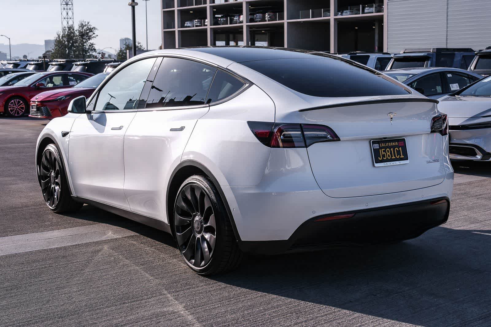 Thumbnail: 2022 Tesla Model Y - 6