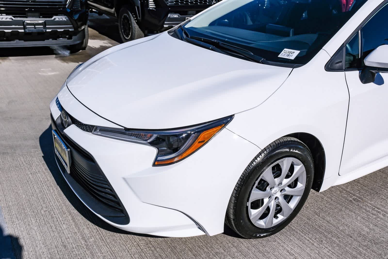 Thumbnail: 2025 Toyota Corolla - 12