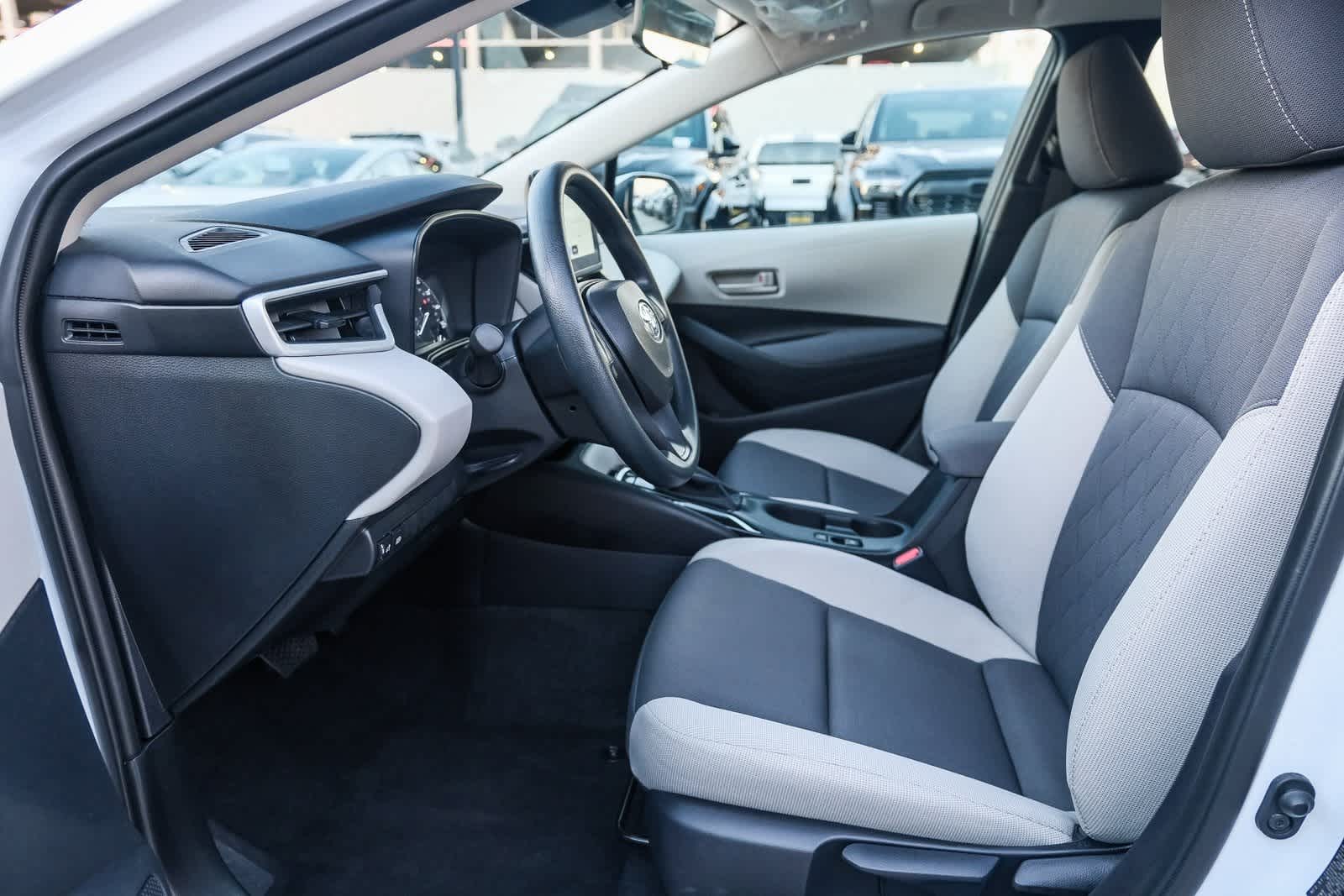 Thumbnail: 2025 Toyota Corolla - 19