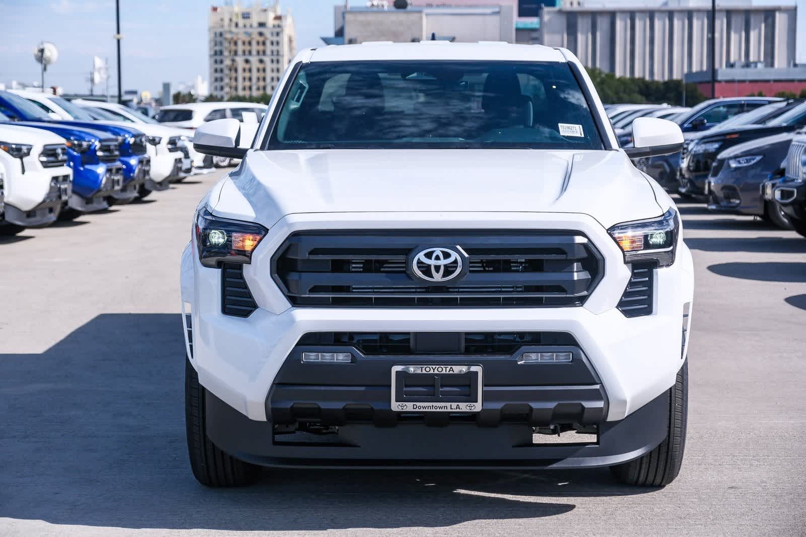 Thumbnail: 2025 Toyota Tacoma - 2