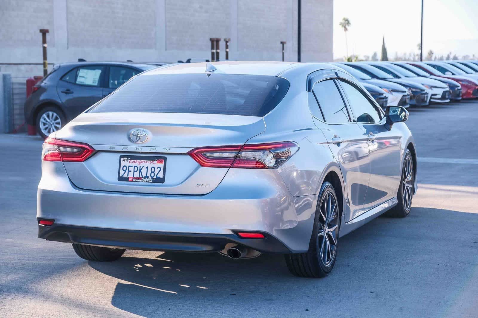 Thumbnail: 2023 Toyota Camry - 4