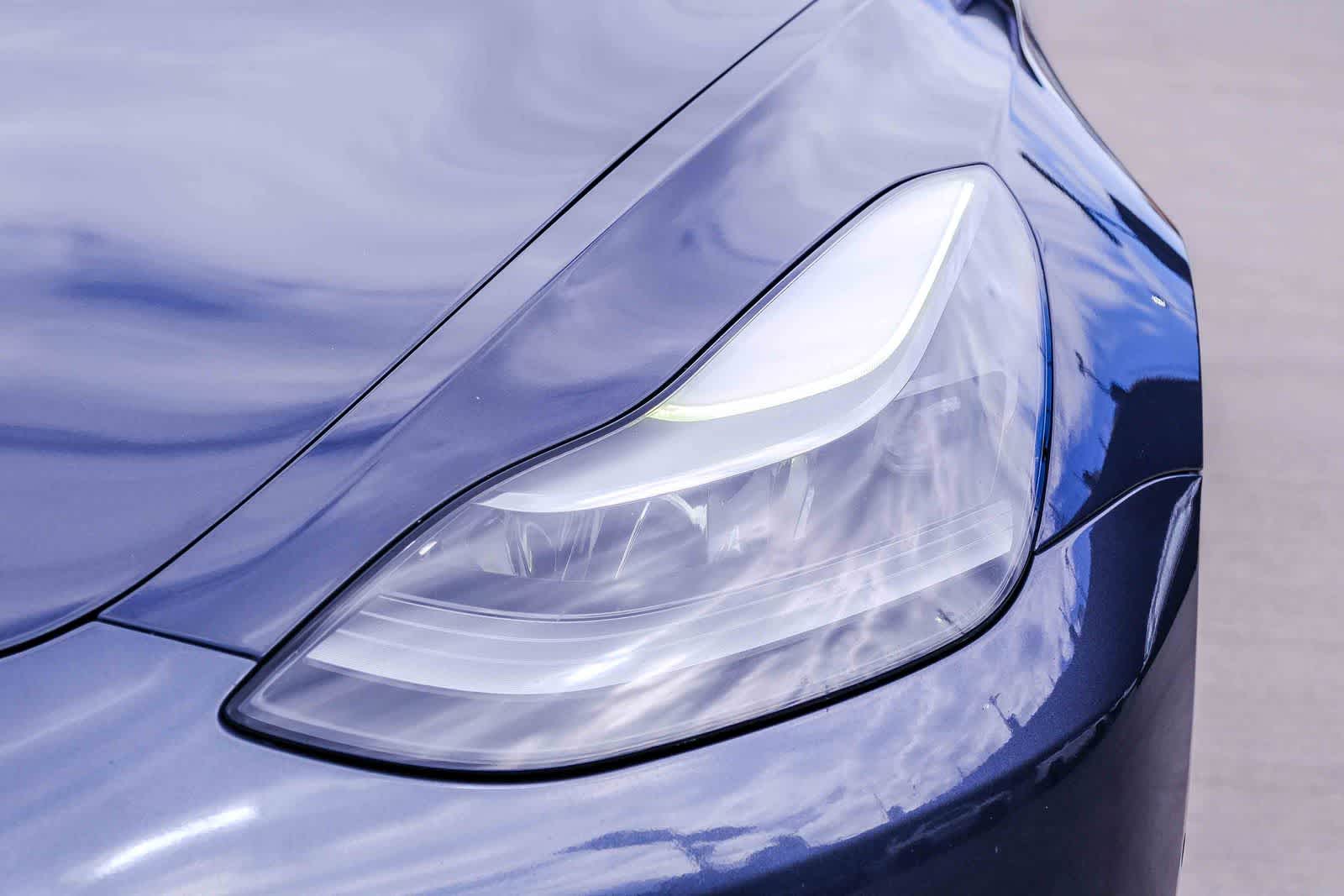Thumbnail: 2021 Tesla Model 3 - 12