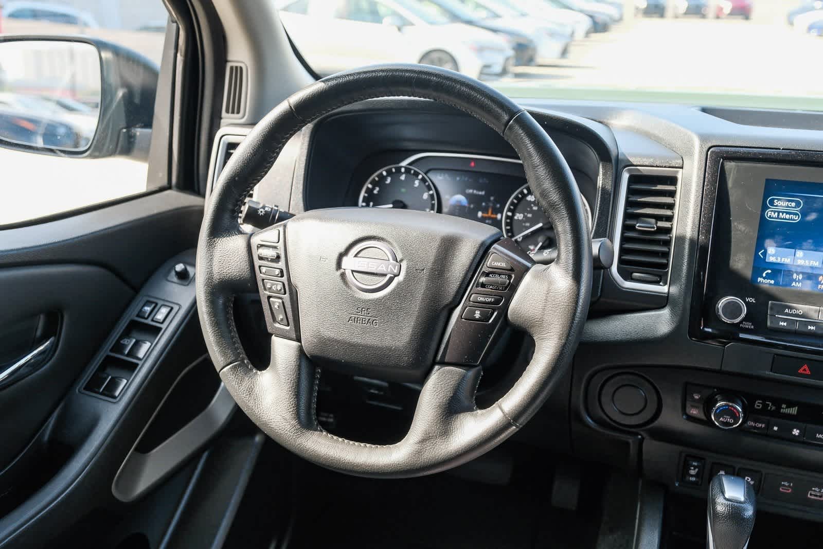 Thumbnail: 2023 Nissan Frontier - 17