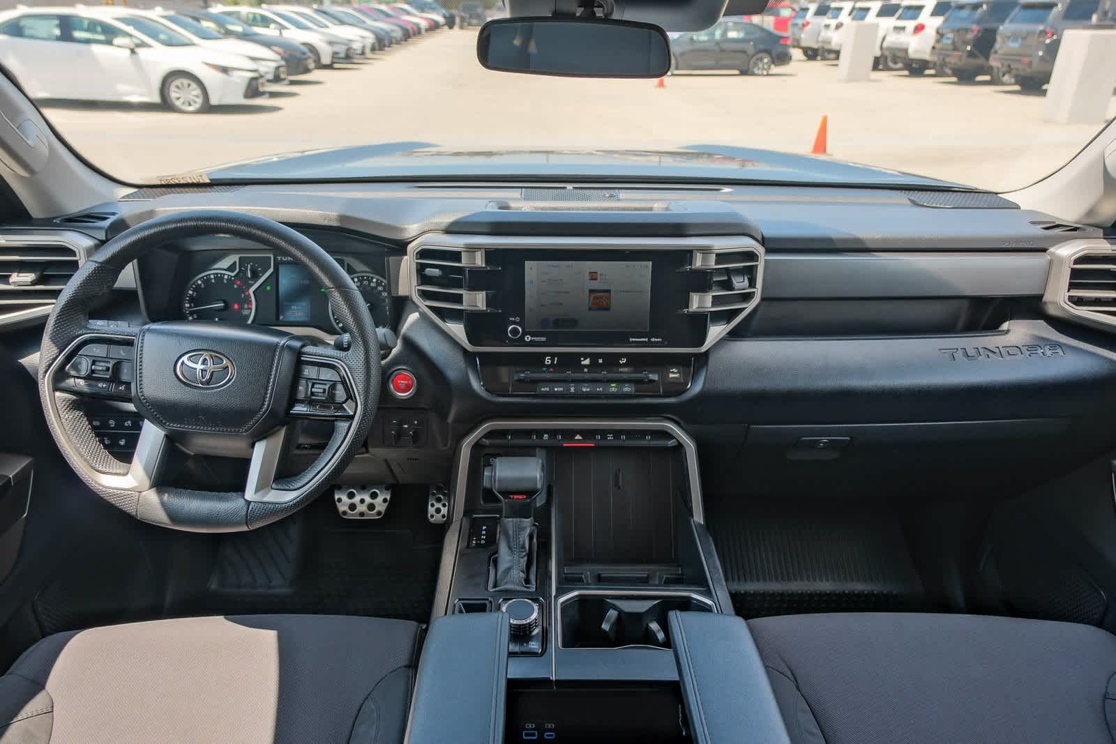 Thumbnail: 2024 Toyota Tundra - 13