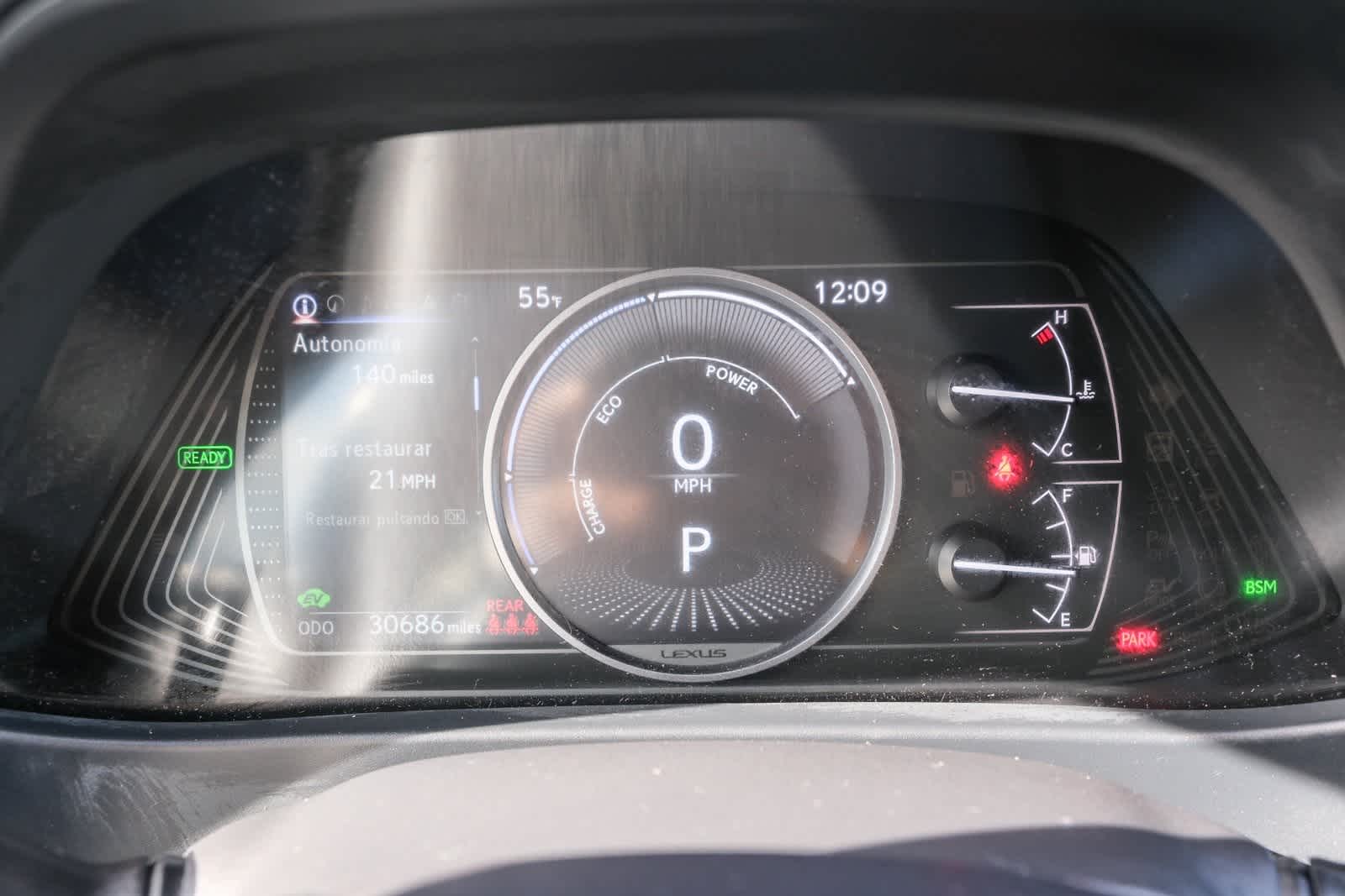 Thumbnail: 2024 Lexus UX - 22