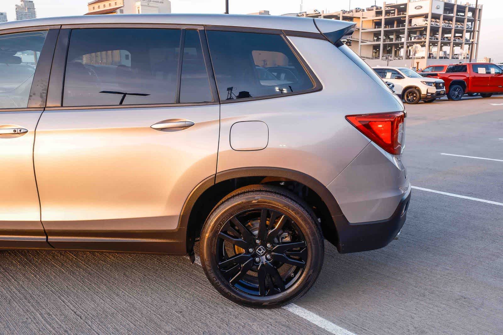 Thumbnail: 2019 Honda Passport - 8