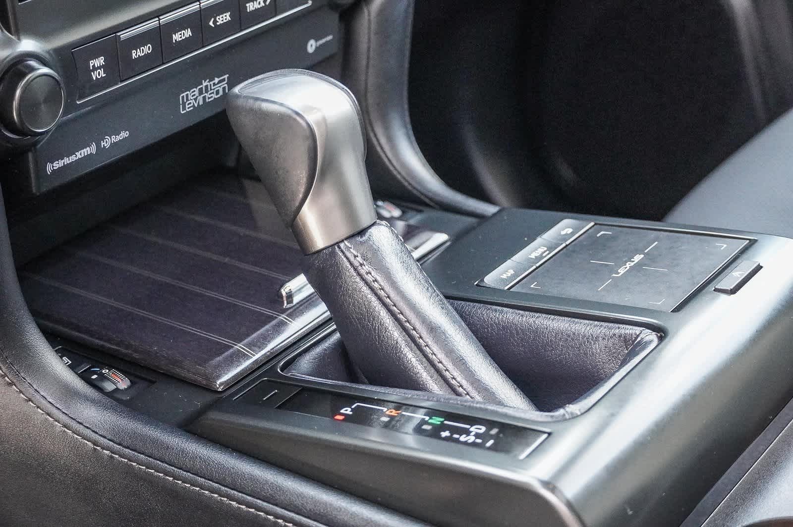 2023 Lexus GX 460 24
