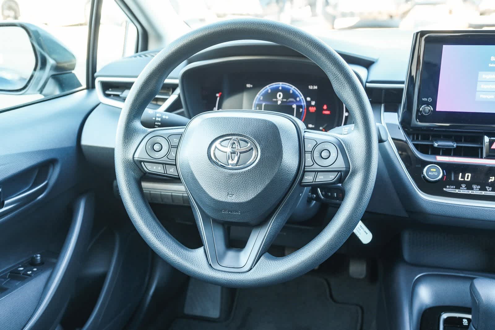 Thumbnail: 2025 Toyota Corolla - 18