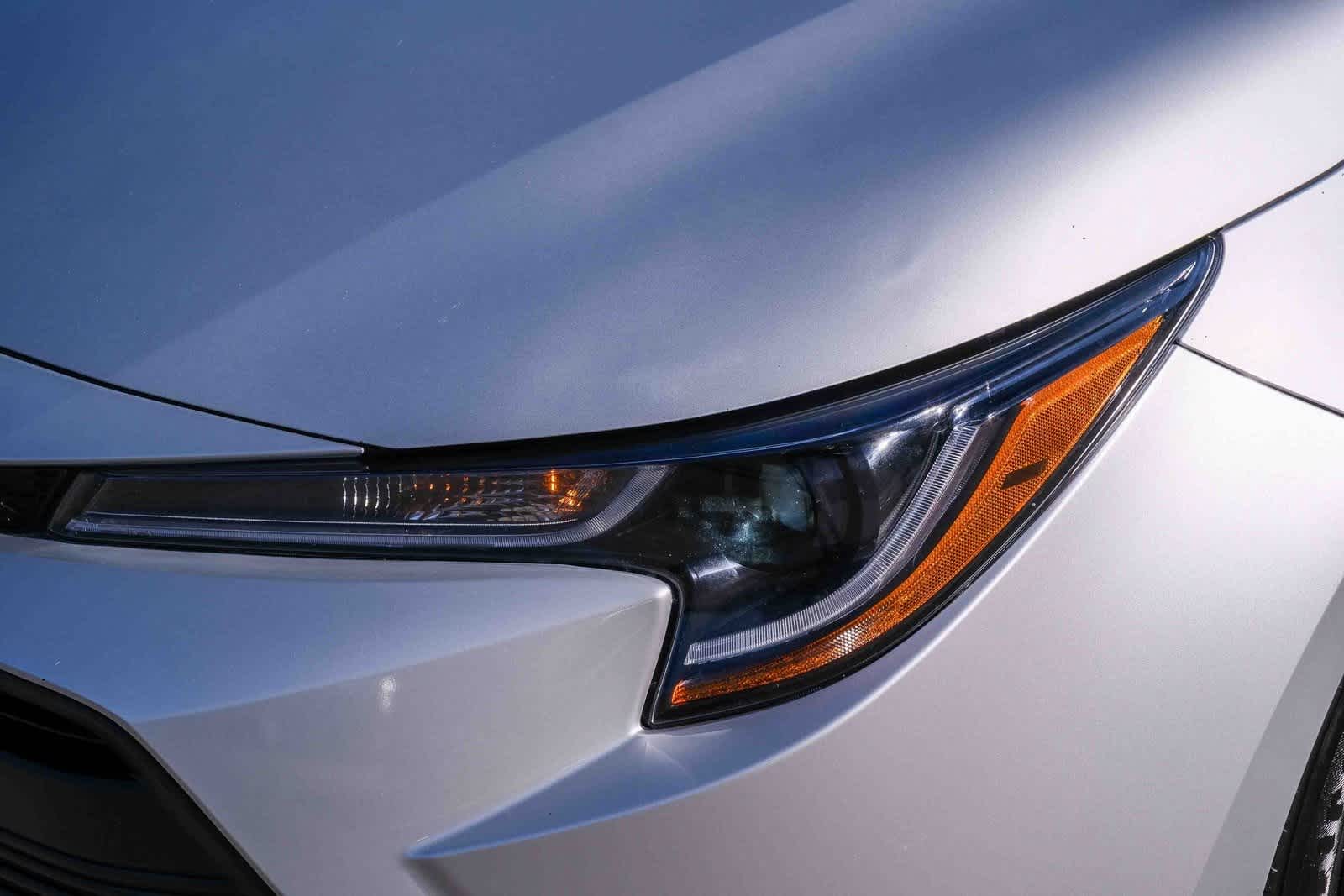 Thumbnail: 2023 Toyota Corolla - 11