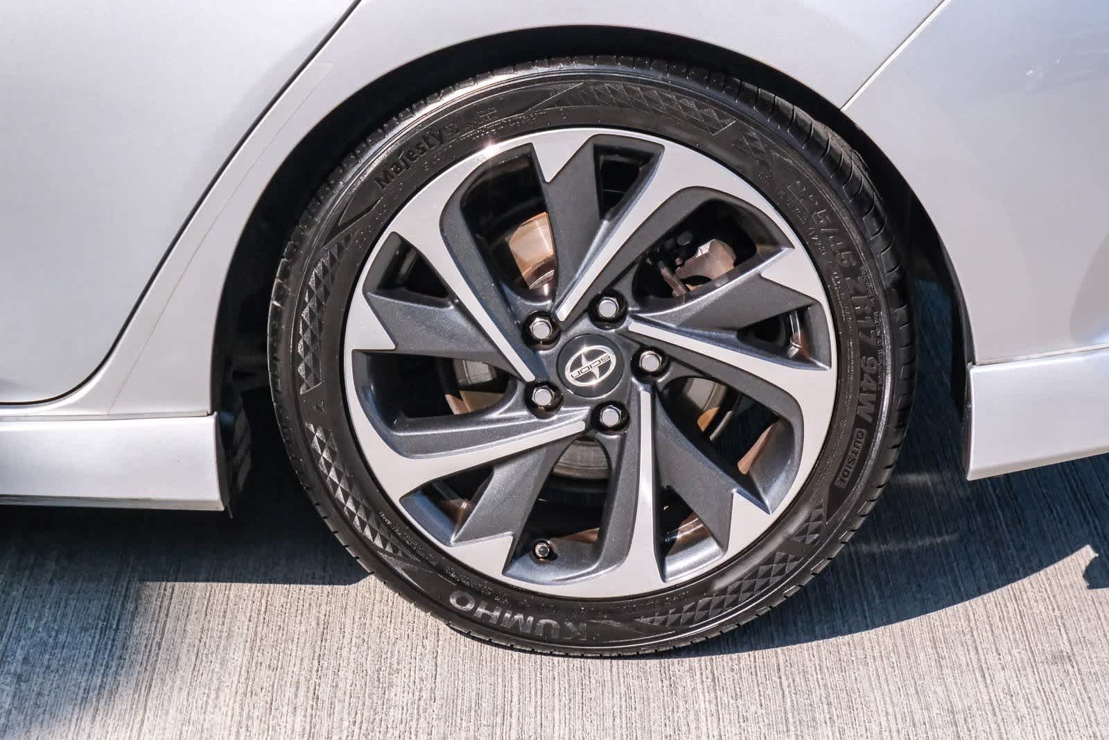 Thumbnail: 2016 Scion iM - 9