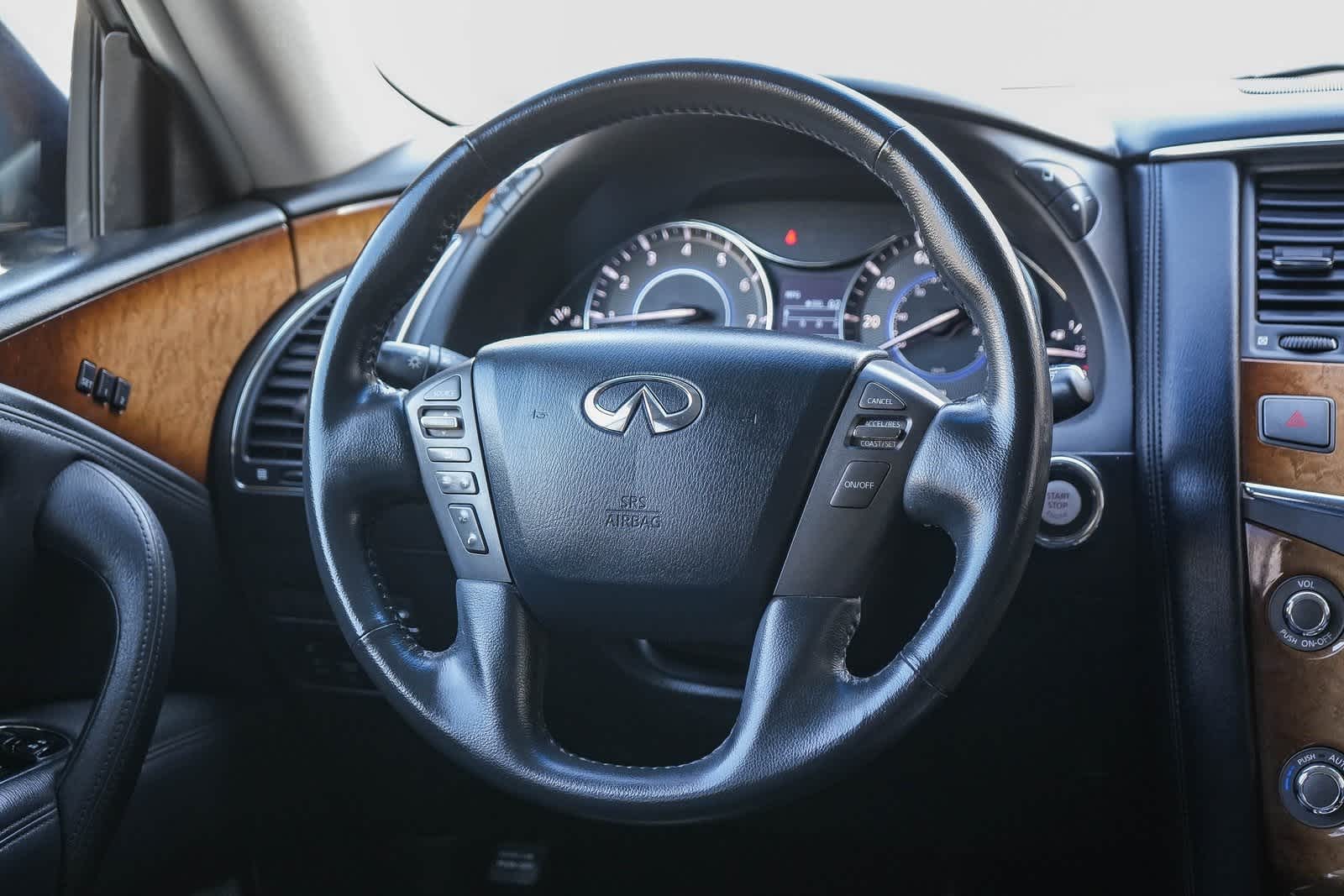 Thumbnail: 2012 INFINITI QX56 - 15