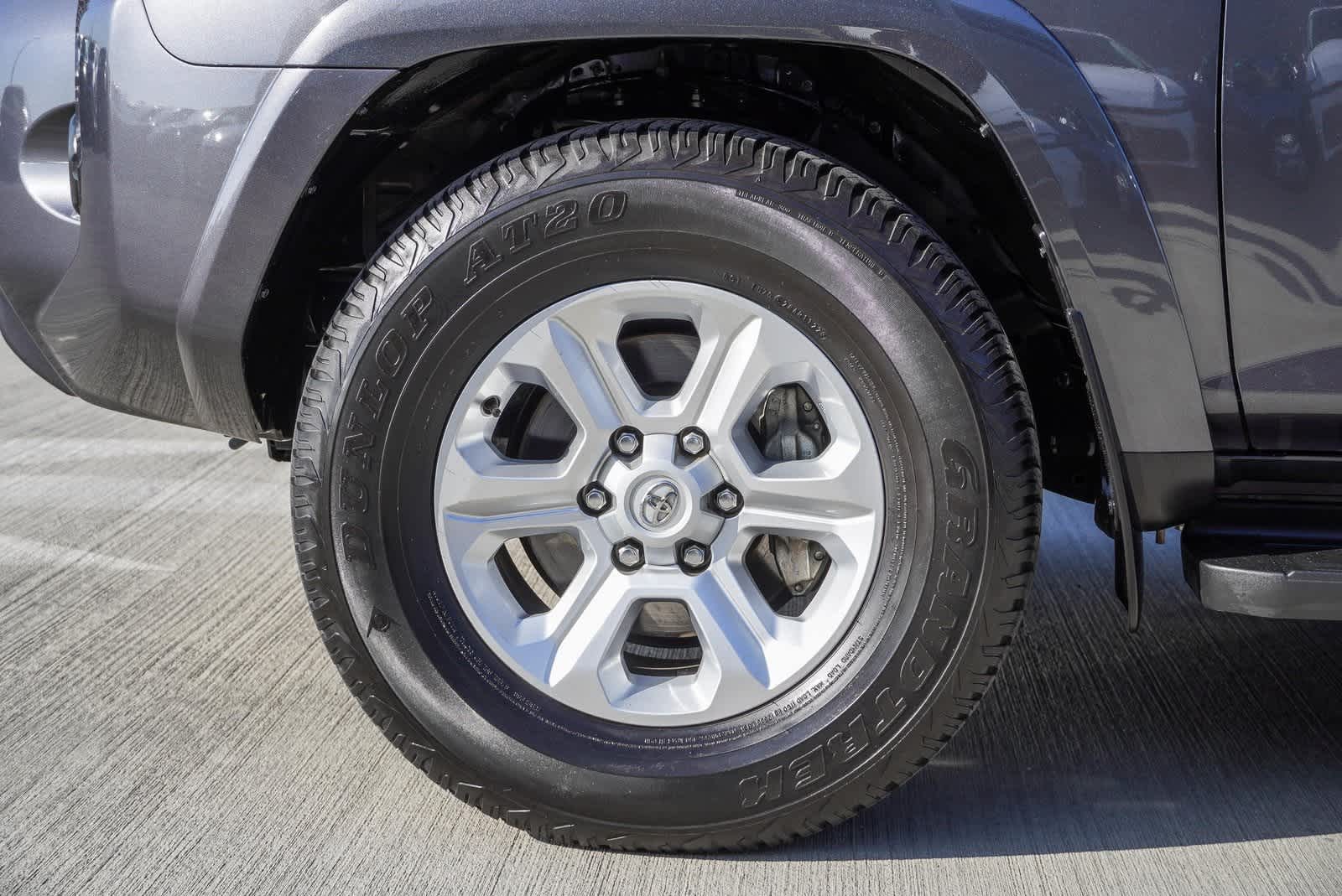 2022 Toyota 4Runner SR5 10