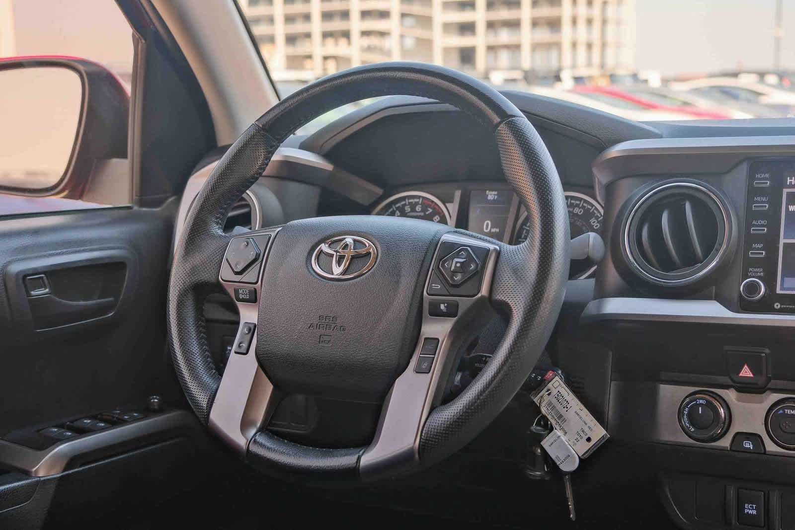 Thumbnail: 2022 Toyota Tacoma - 17