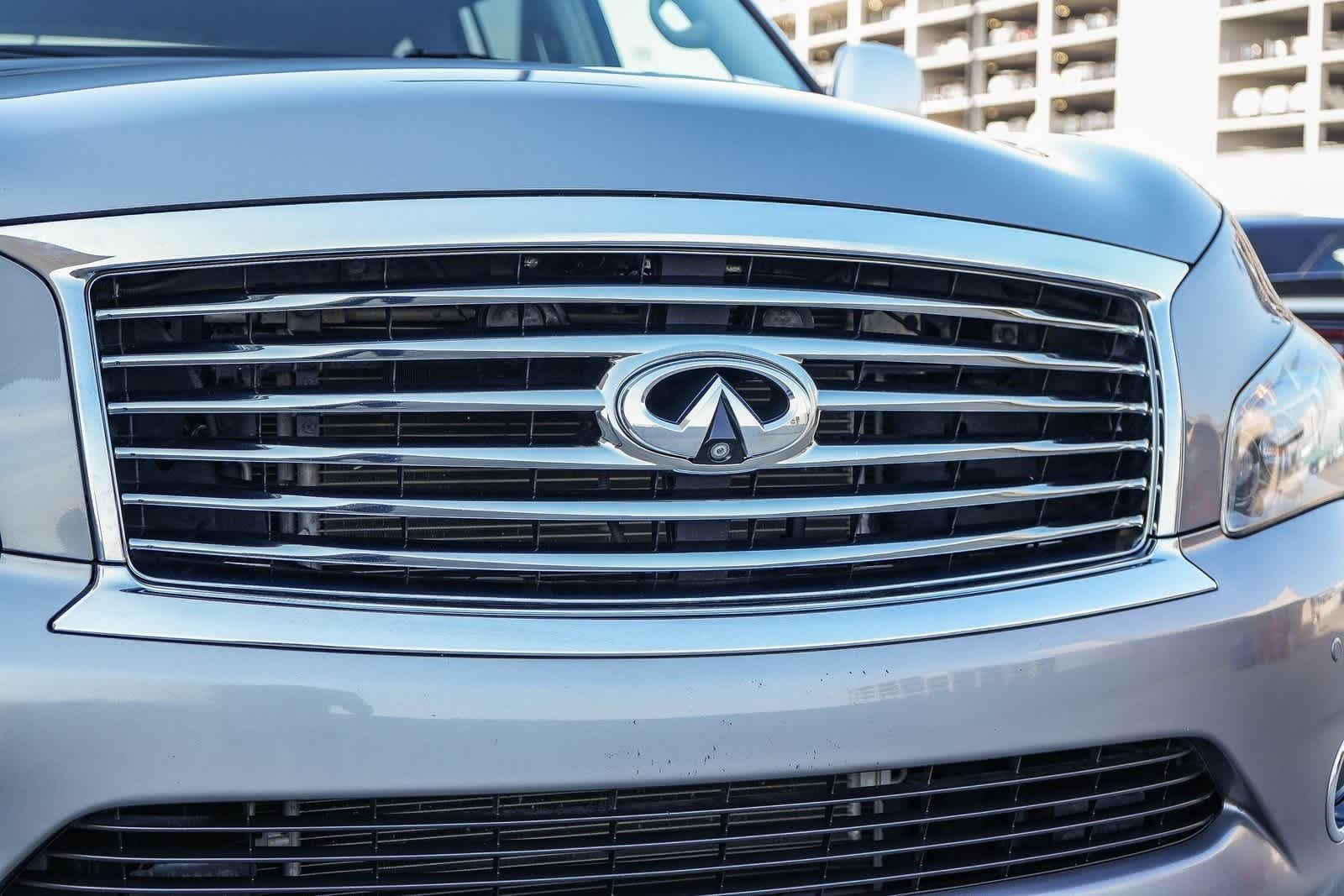 Thumbnail: 2012 INFINITI QX56 - 5