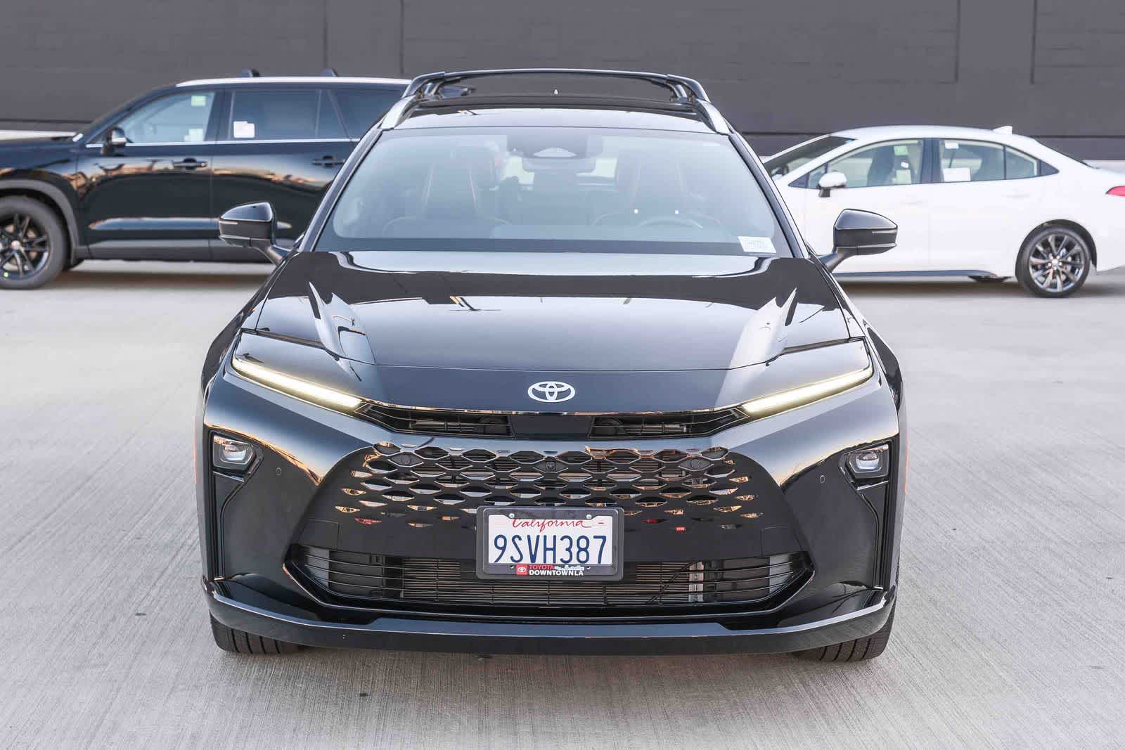 Thumbnail: 2025 Toyota Crown Signia - 2