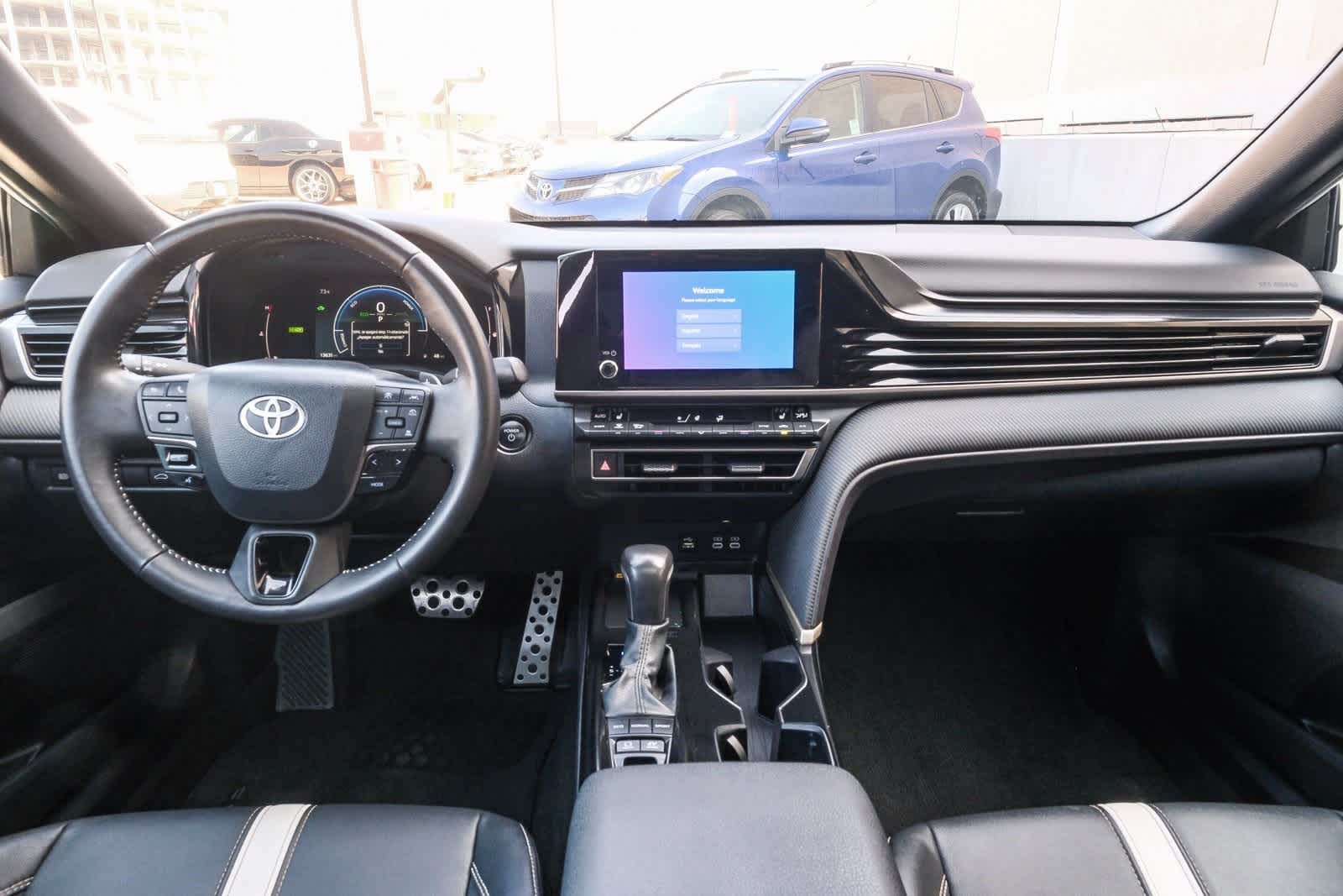 Thumbnail: 2025 Toyota Camry - 13
