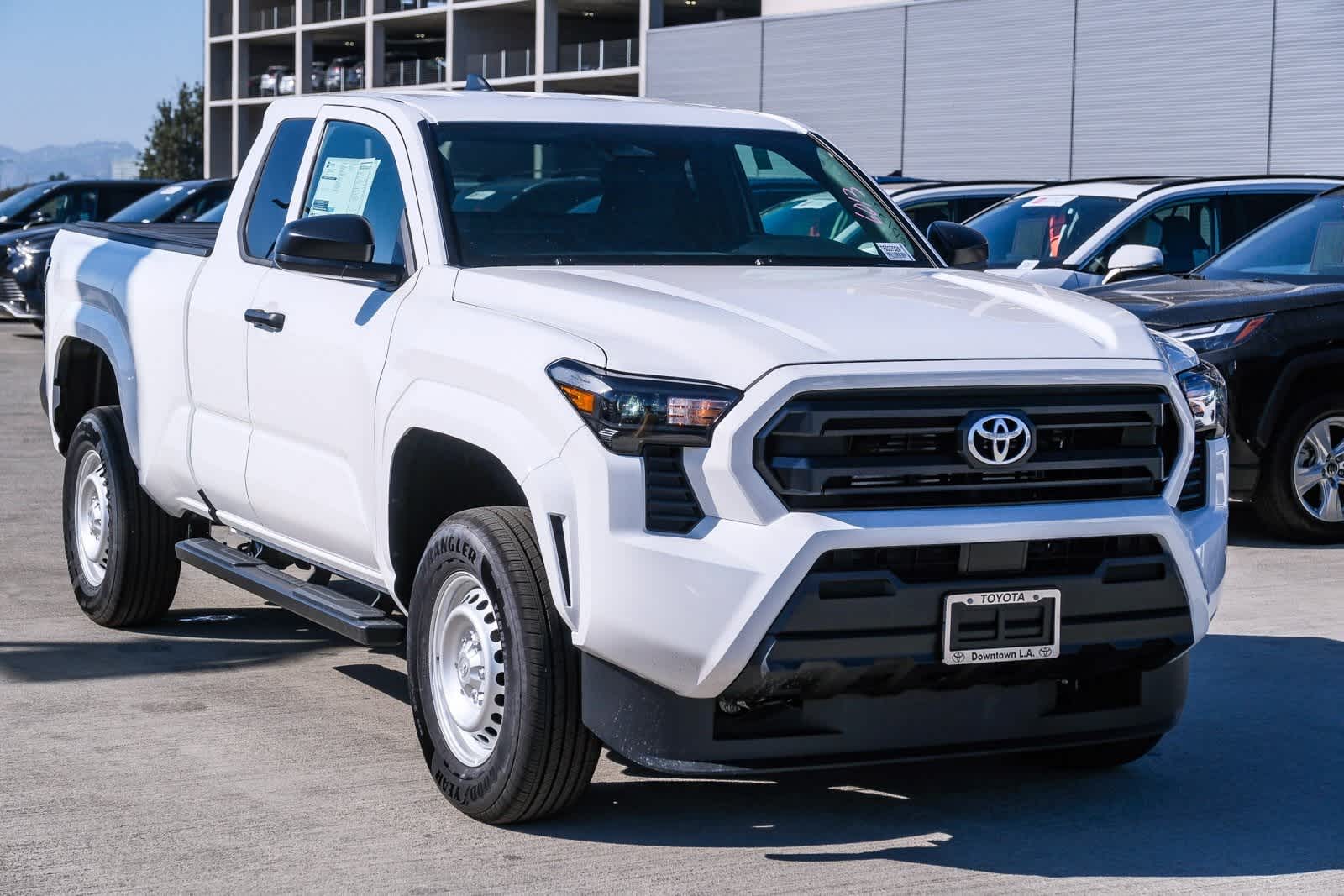 Thumbnail: 2025 Toyota Tacoma - 3