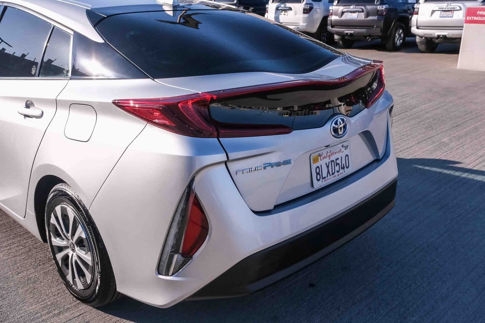 Thumbnail: 2020 Toyota Prius Prime - 8