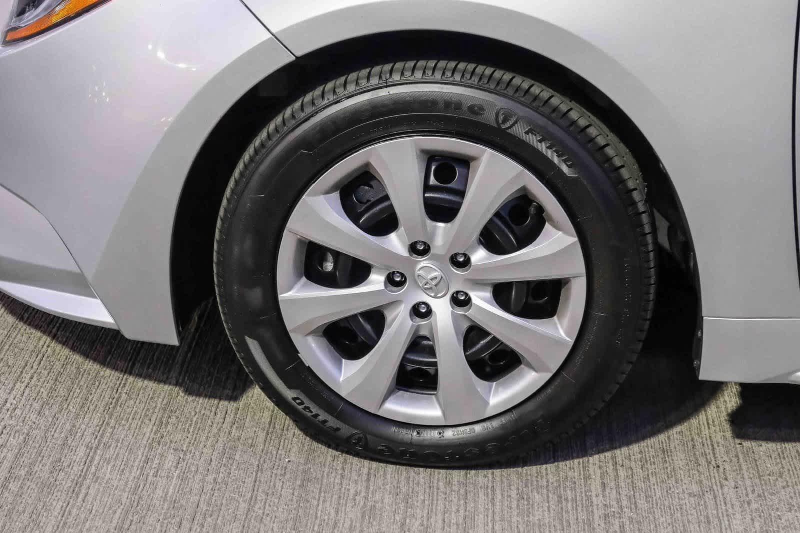 Thumbnail: 2025 Toyota Corolla - 10