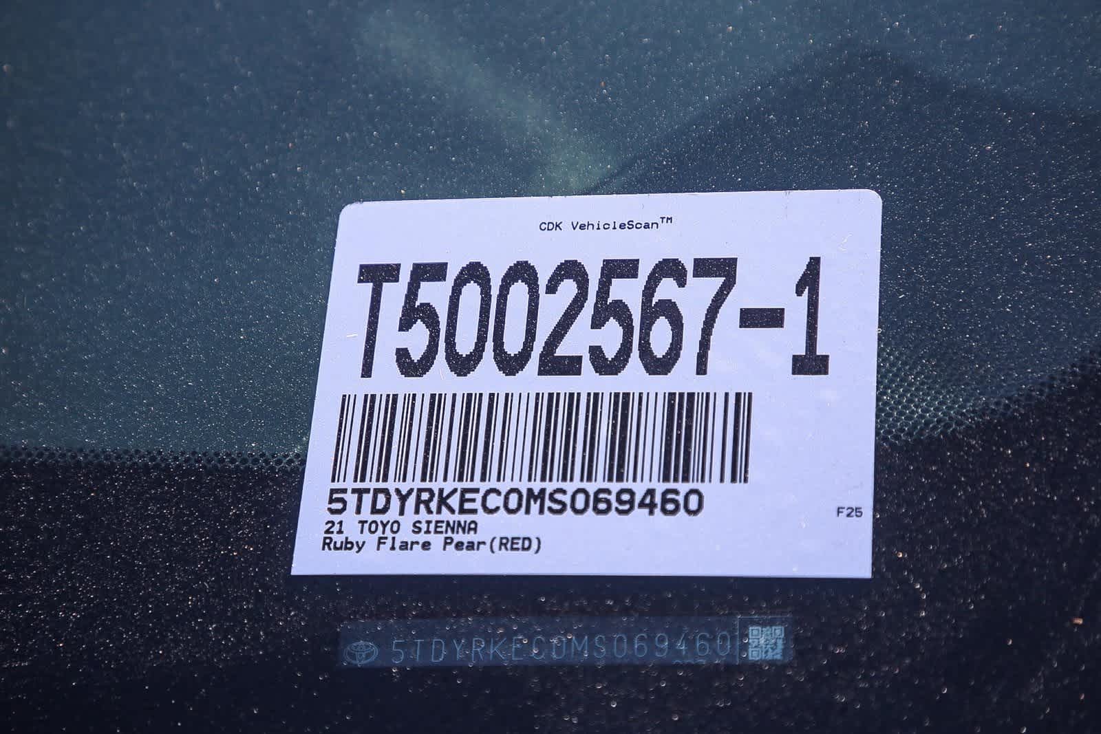 Thumbnail: 2021 Toyota Sienna - 29