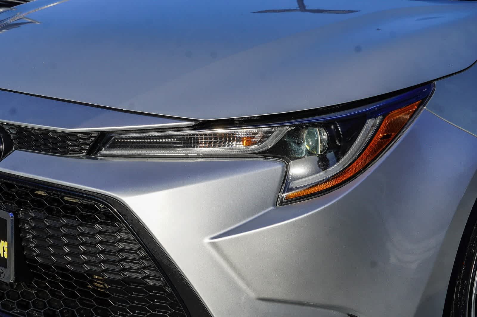 Thumbnail: 2021 Toyota Corolla - 11