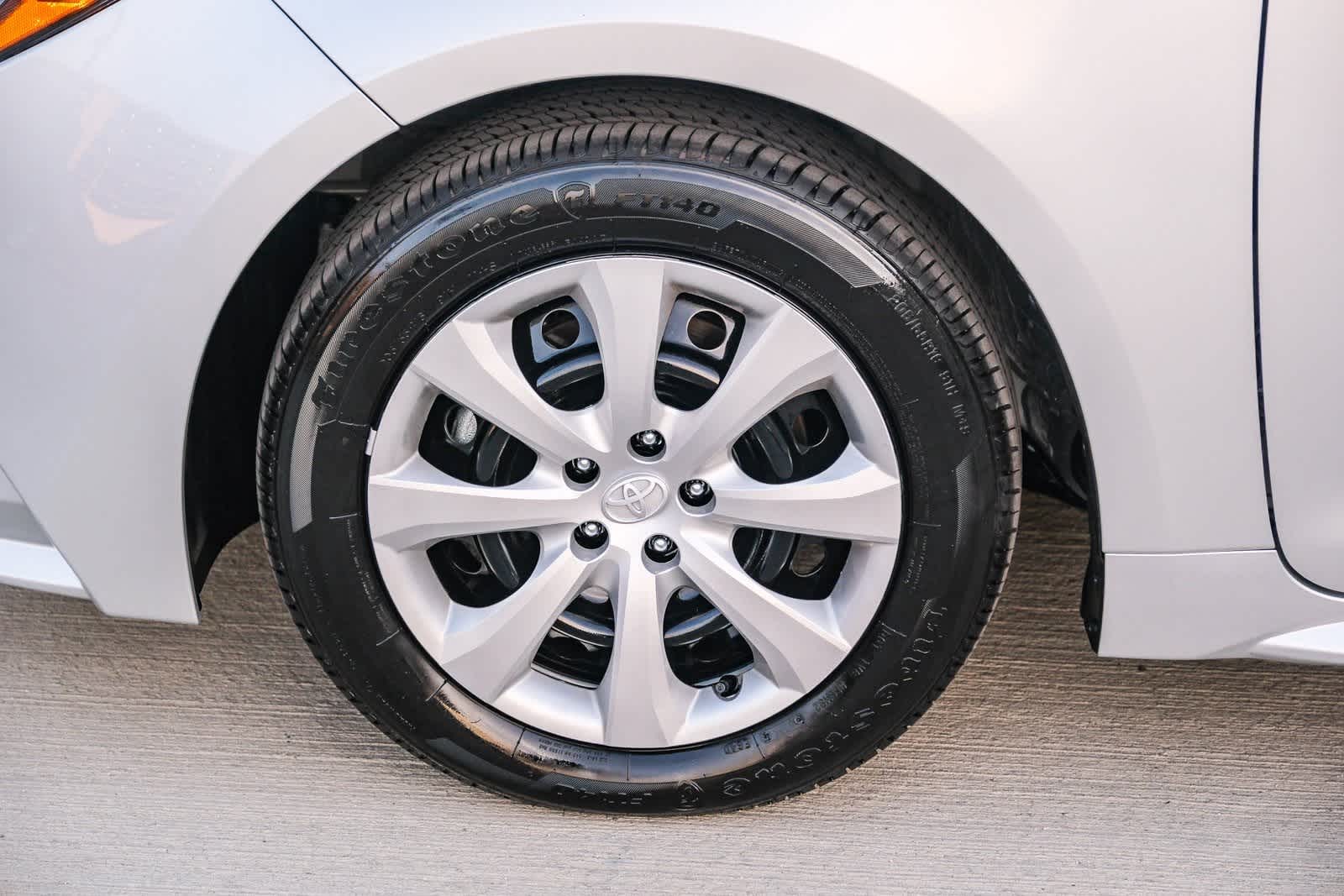 Thumbnail: 2025 Toyota Corolla - 10