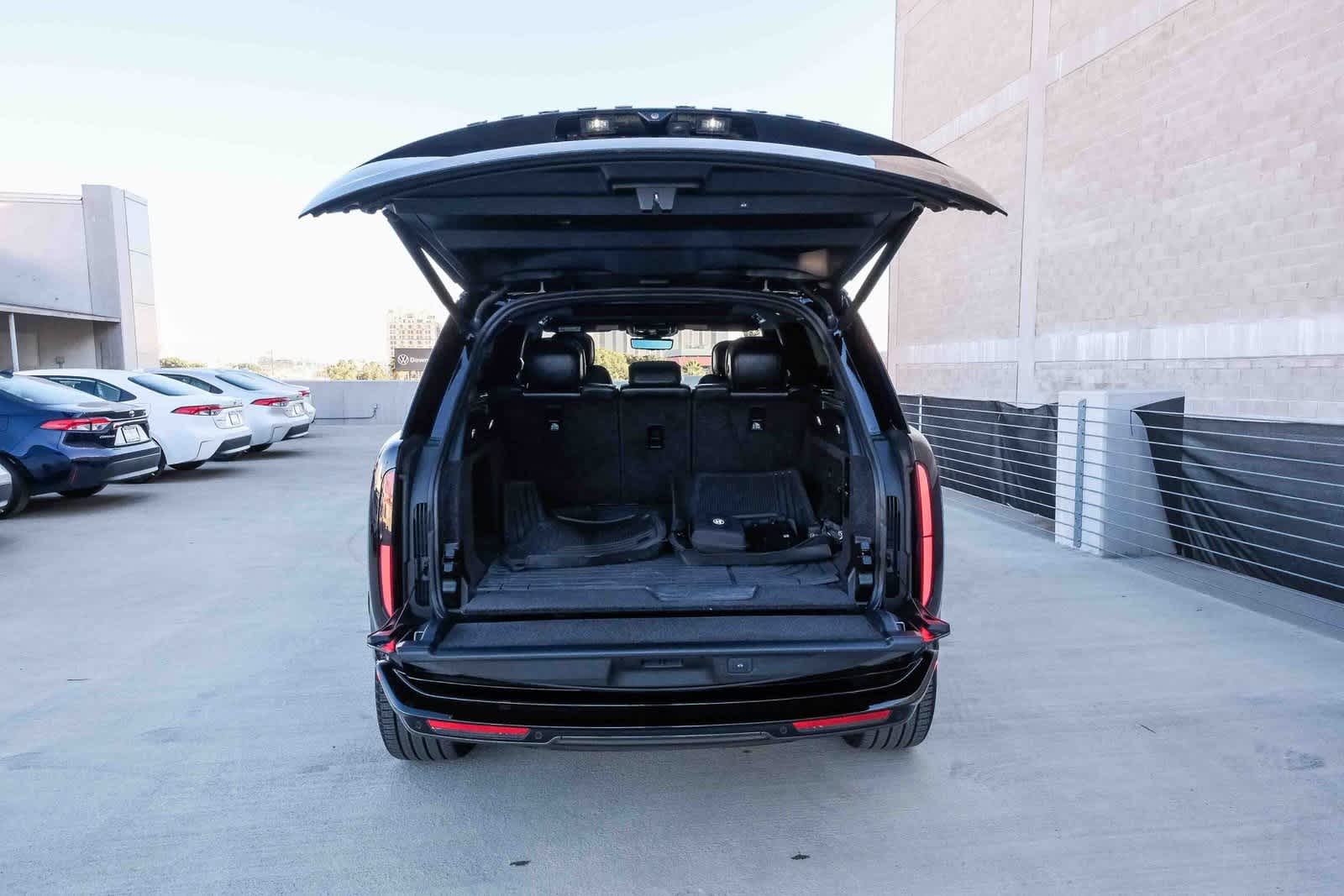 Thumbnail: 2024 Land Rover Range Rover - 26