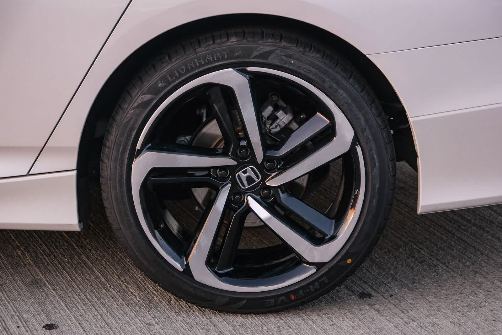 Thumbnail: 2020 Honda Accord - 9