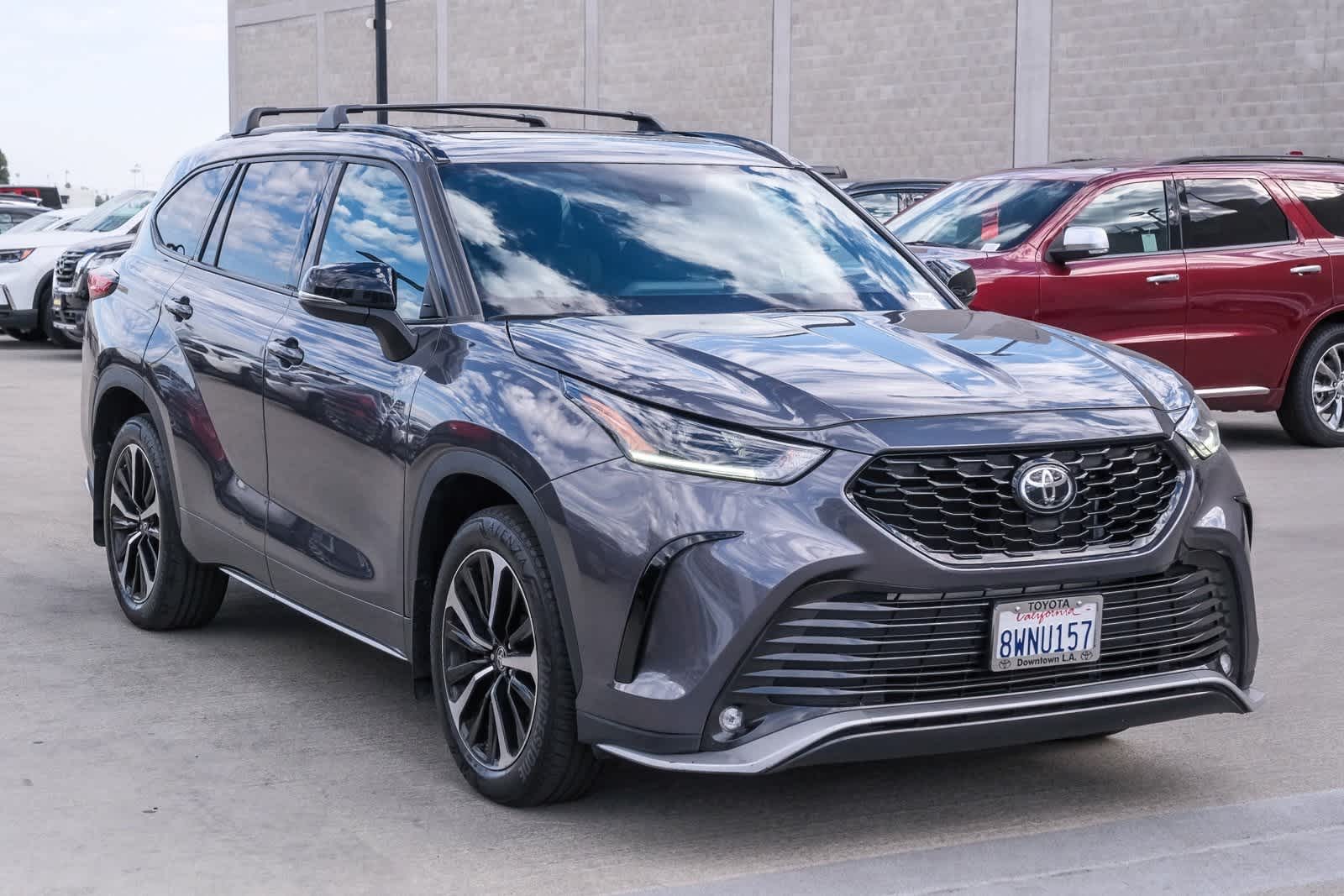 Thumbnail: 2021 Toyota Highlander - 3